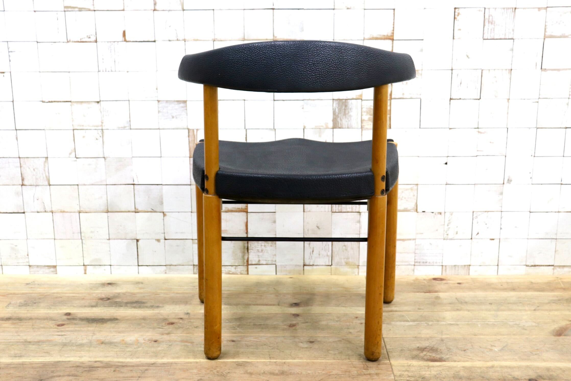 GMIN7A〇Cassina / カッシーナ レオナルドチェア ダイニングチェア Strassle collection社 スイス 椅子 ブラック 北欧スタイル