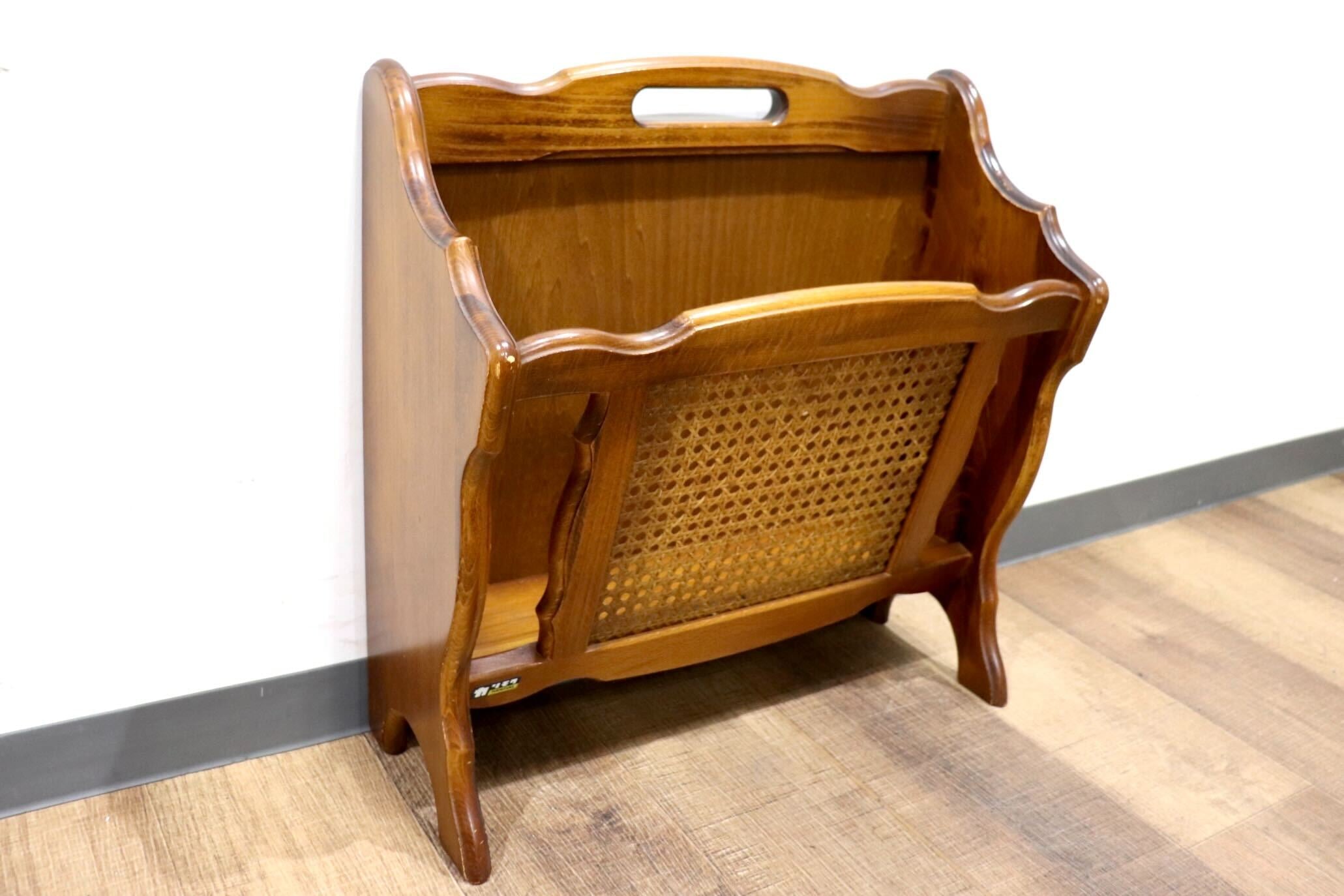 GMHH337A○karimoku / カリモク コロニアル マガジンラック スリッパラック 雑誌入れ 収納 木製 ラタン