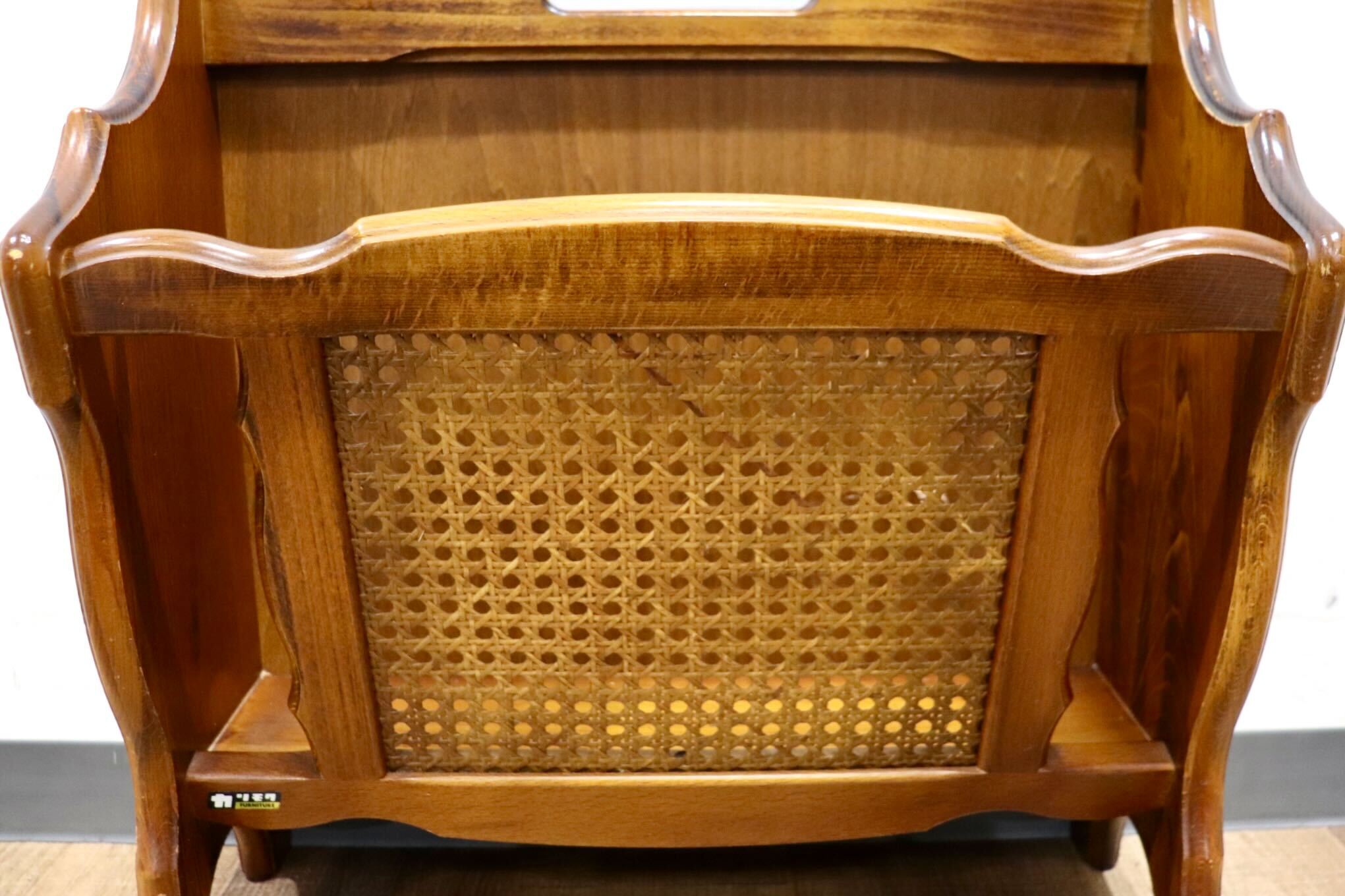 GMHH337A○karimoku / カリモク コロニアル マガジンラック スリッパラック 雑誌入れ 収納 木製 ラタン