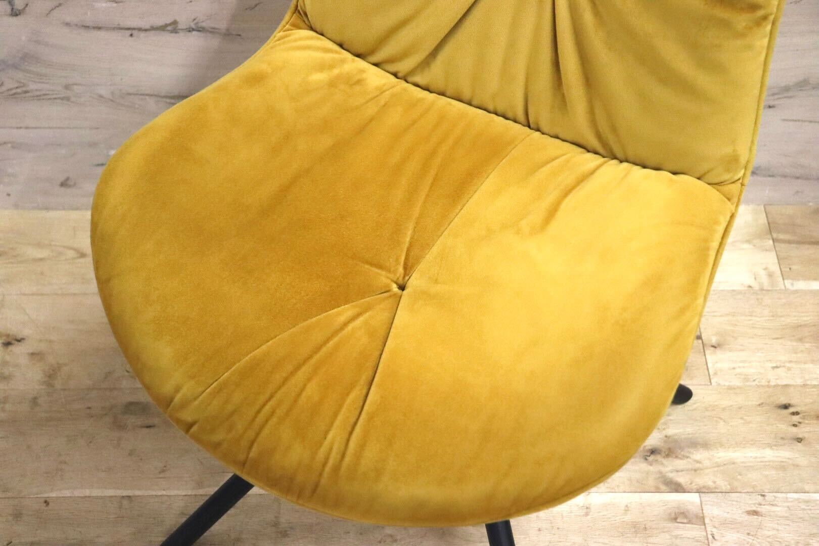 GMIK759A○KARE / カレ Mila ミラ ダイニングチェア 食卓椅子 ファブリック イエロー ベルベット調 モダン 定価約4.3万 廃番 希少 美品