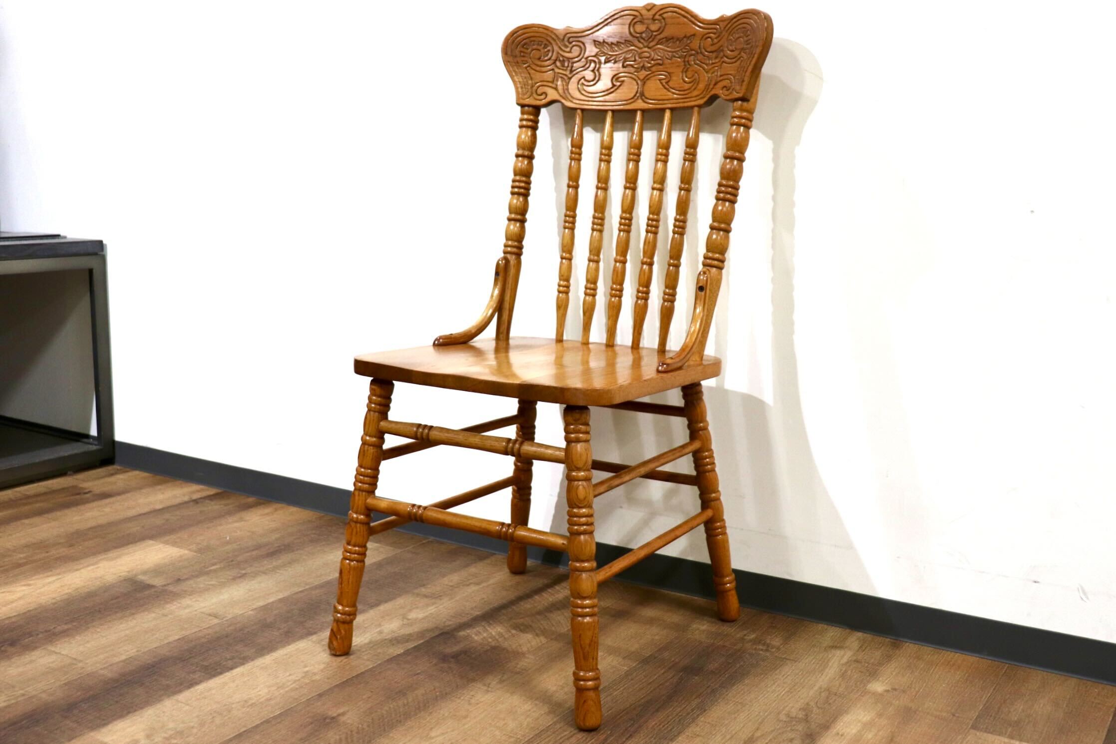 GMHH344B○Shin Lee / シンリー ダイニングチェア 食卓椅子 ハイバック オーク材 彫刻 カントリー アンティーク IDC大塚家具