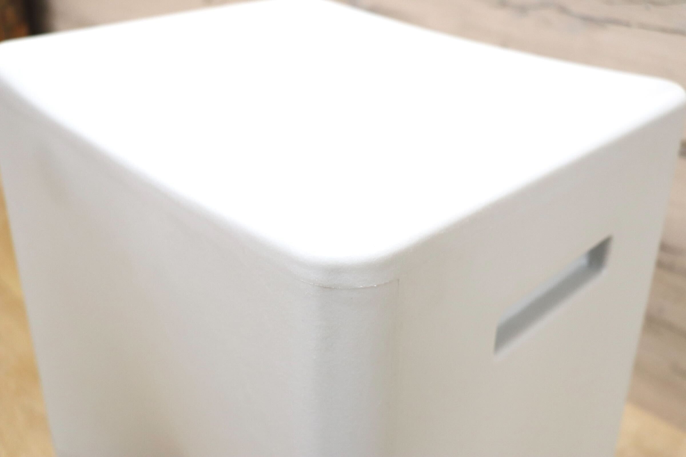 GMGN334G○Kian Furniture / キアン Rumble stool ランブル スツール 腰掛け 椅子 プラスチック ブラック デザイナーズ家具 モダン 展示品