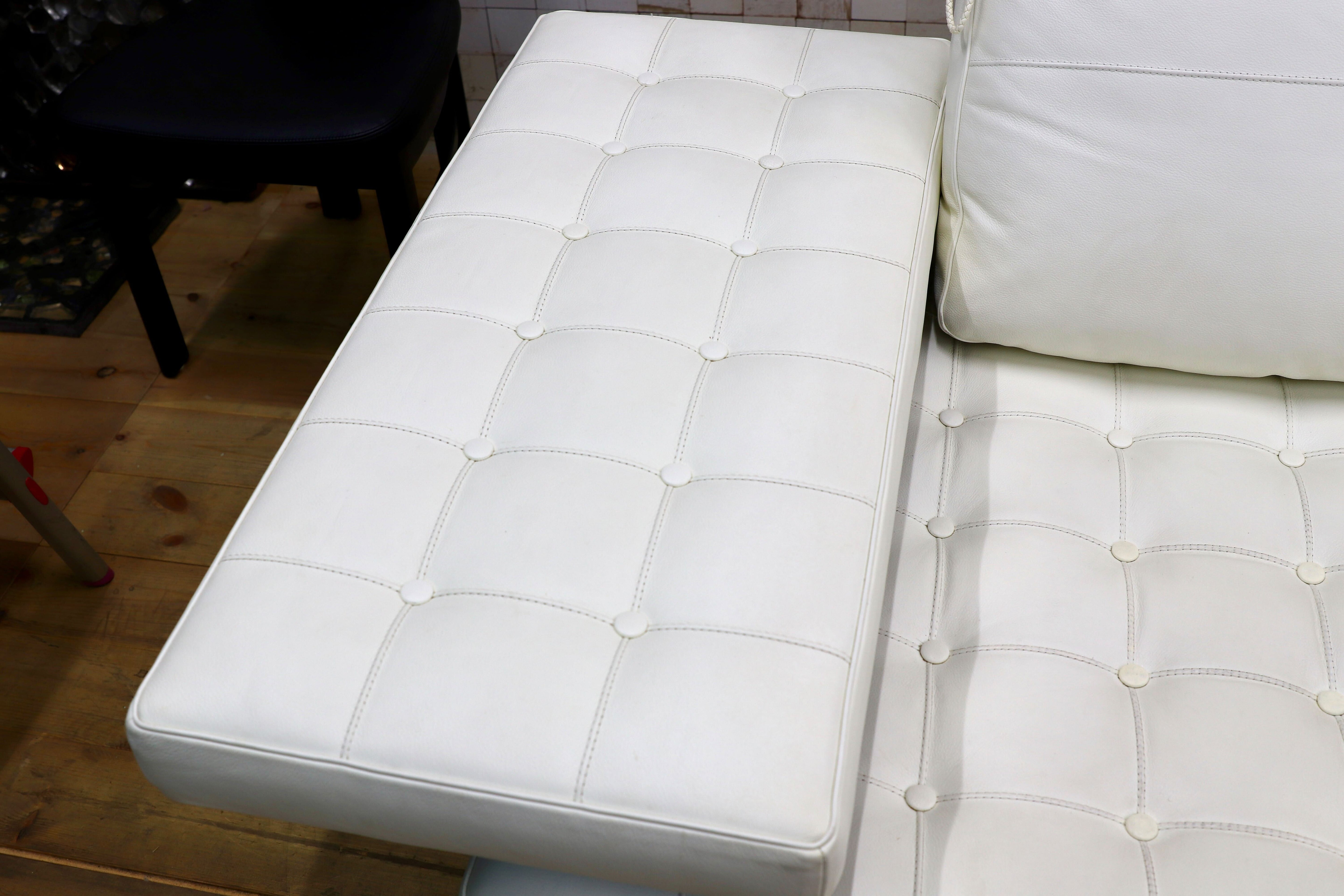 GMIK670○Cassina / カッシーナ PRIVE プリヴェ 1人掛けソファ 右肘アームソファ フィリップ・スタルク イタリアモダン 白本革 定価244万