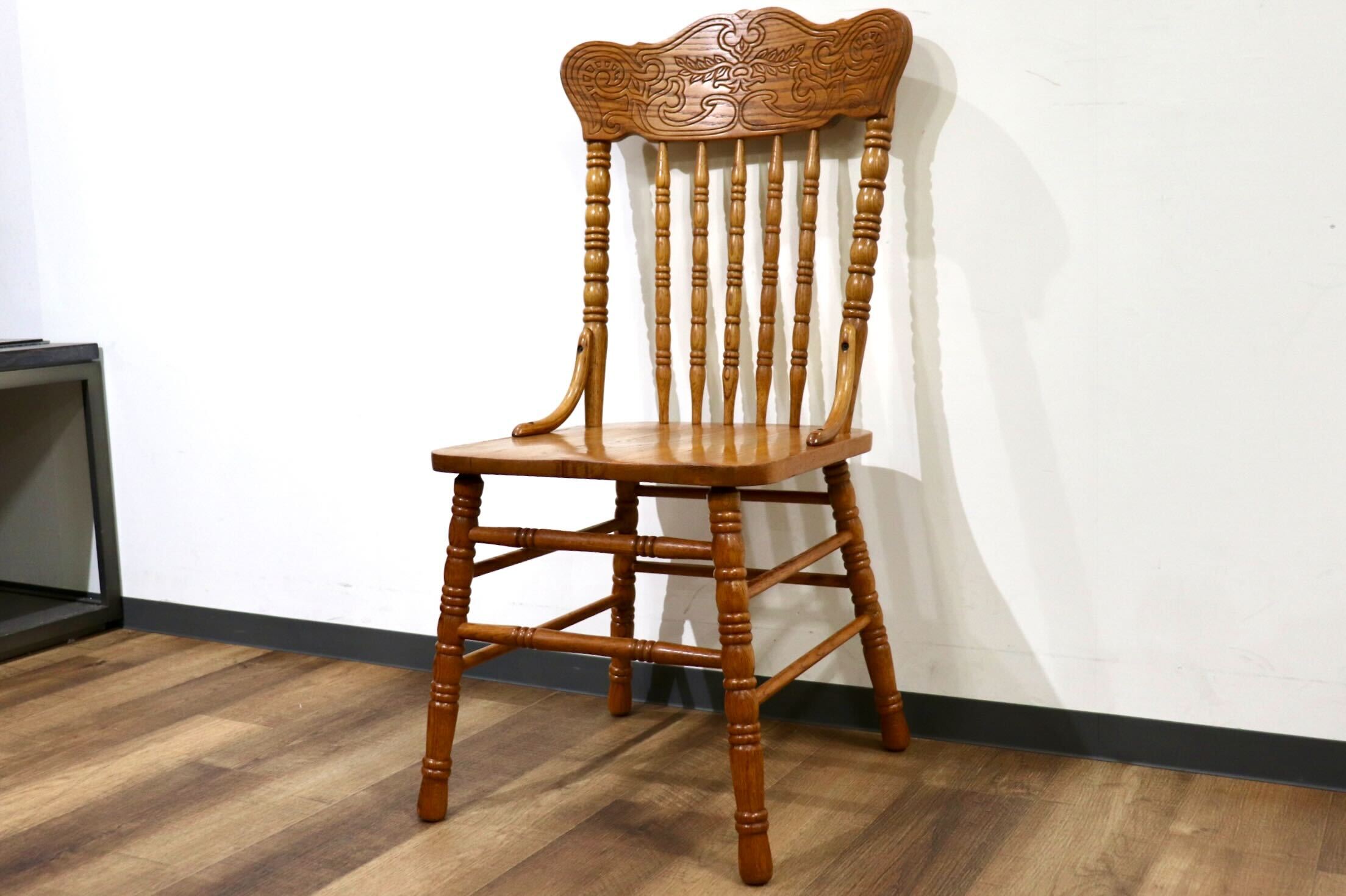 GMHH344C○Shin Lee / シンリー ダイニングチェア 食卓椅子 ハイバック オーク材 彫刻 カントリーアンティーク IDC大塚家具