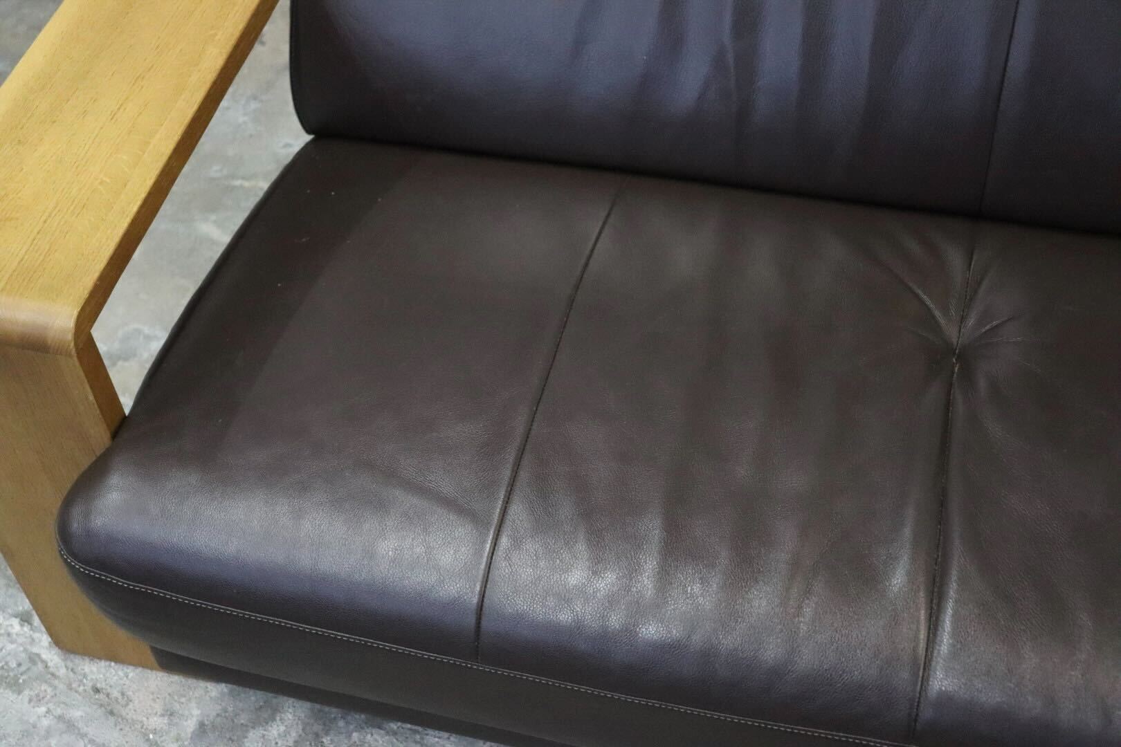 GMIK740A○Chitano / チターノ ダンテ 2人掛けソファ ラブソファ 長椅子 本革 ダークブラウン ハイバック 応接 カリモク 定価約18万