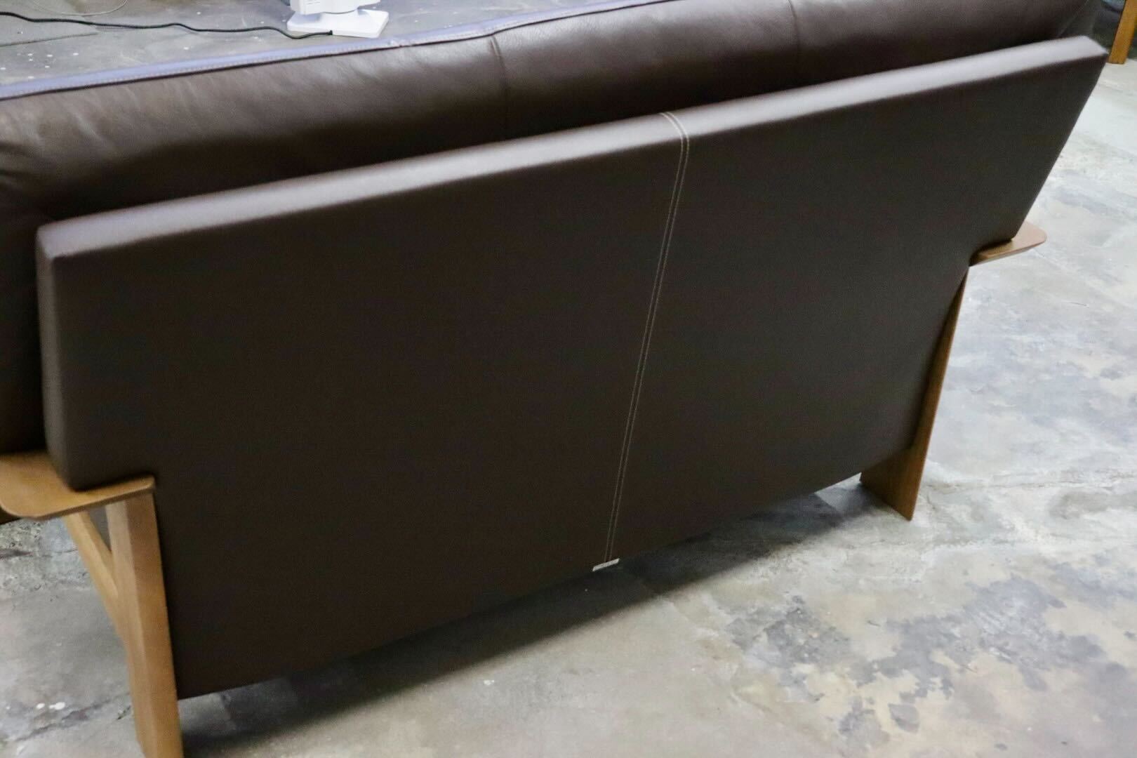 GMIK740A○Chitano / チターノ ダンテ 2人掛けソファ ラブソファ 長椅子 本革 ダークブラウン ハイバック 応接 カリモク 定価約18万