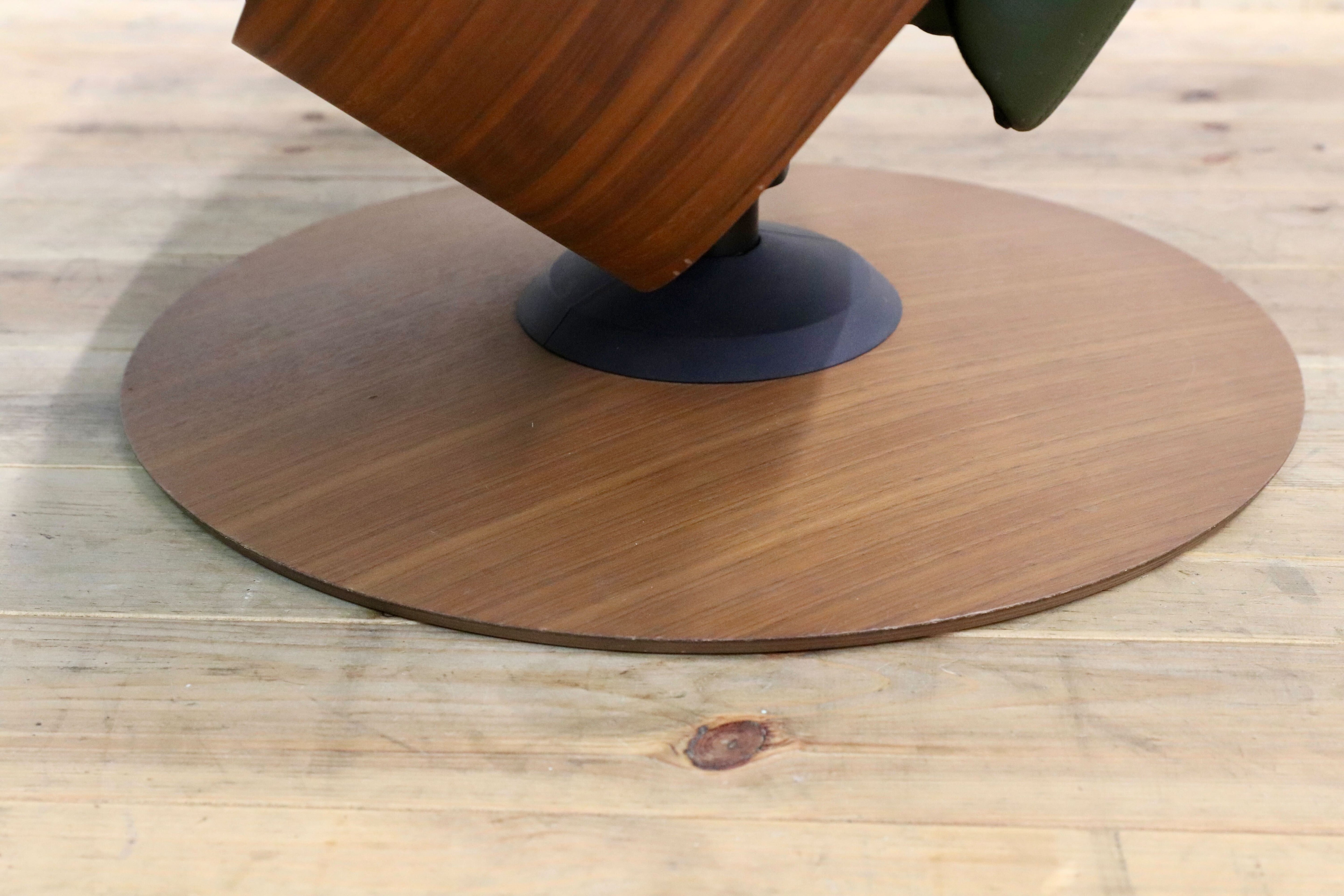 GMIK647○karimoku / カリモク THE FIRST ザファースト RU7450R422 リクライニングチェア パーソナルチェア グリーン 本革 椅子