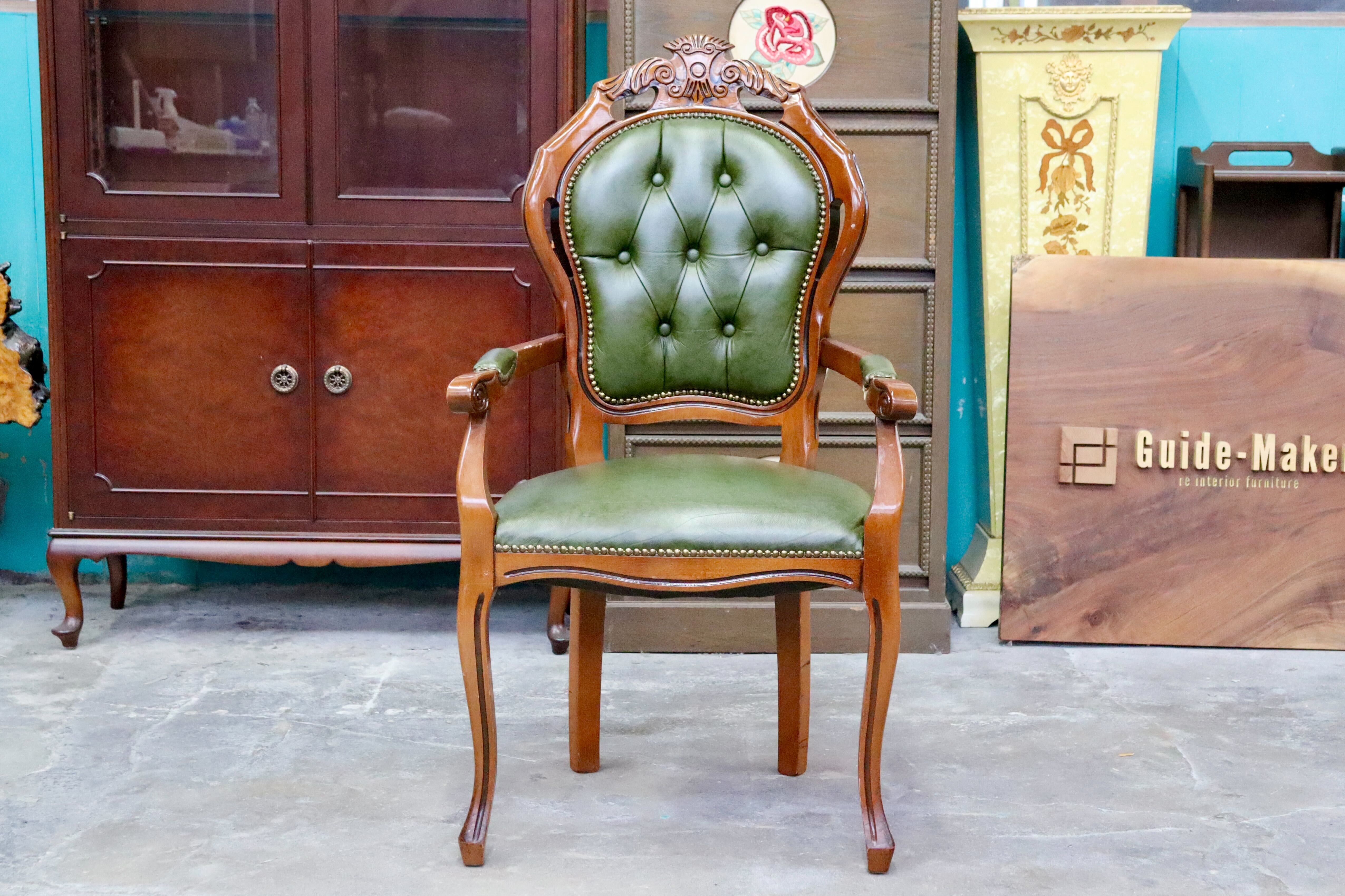 GMIS561R○イタリア ダイニングチェア 食卓椅子 アームチェア アンティーク 猫脚 彫刻 クラシック エレガント ヨーロピアン ロココ