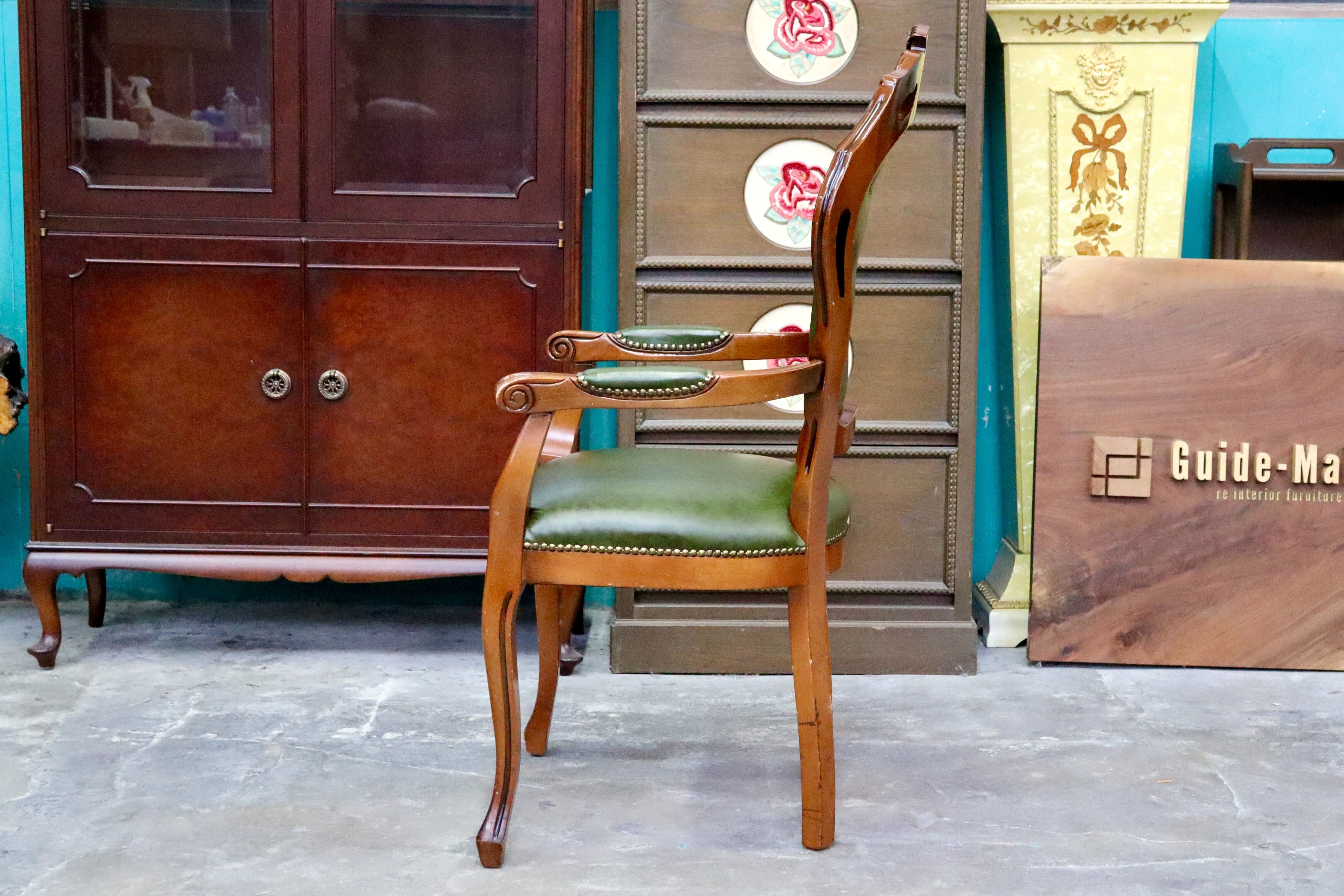 GMIS561R○イタリア ダイニングチェア 食卓椅子 アームチェア アンティーク 猫脚 彫刻 クラシック エレガント ヨーロピアン ロココ