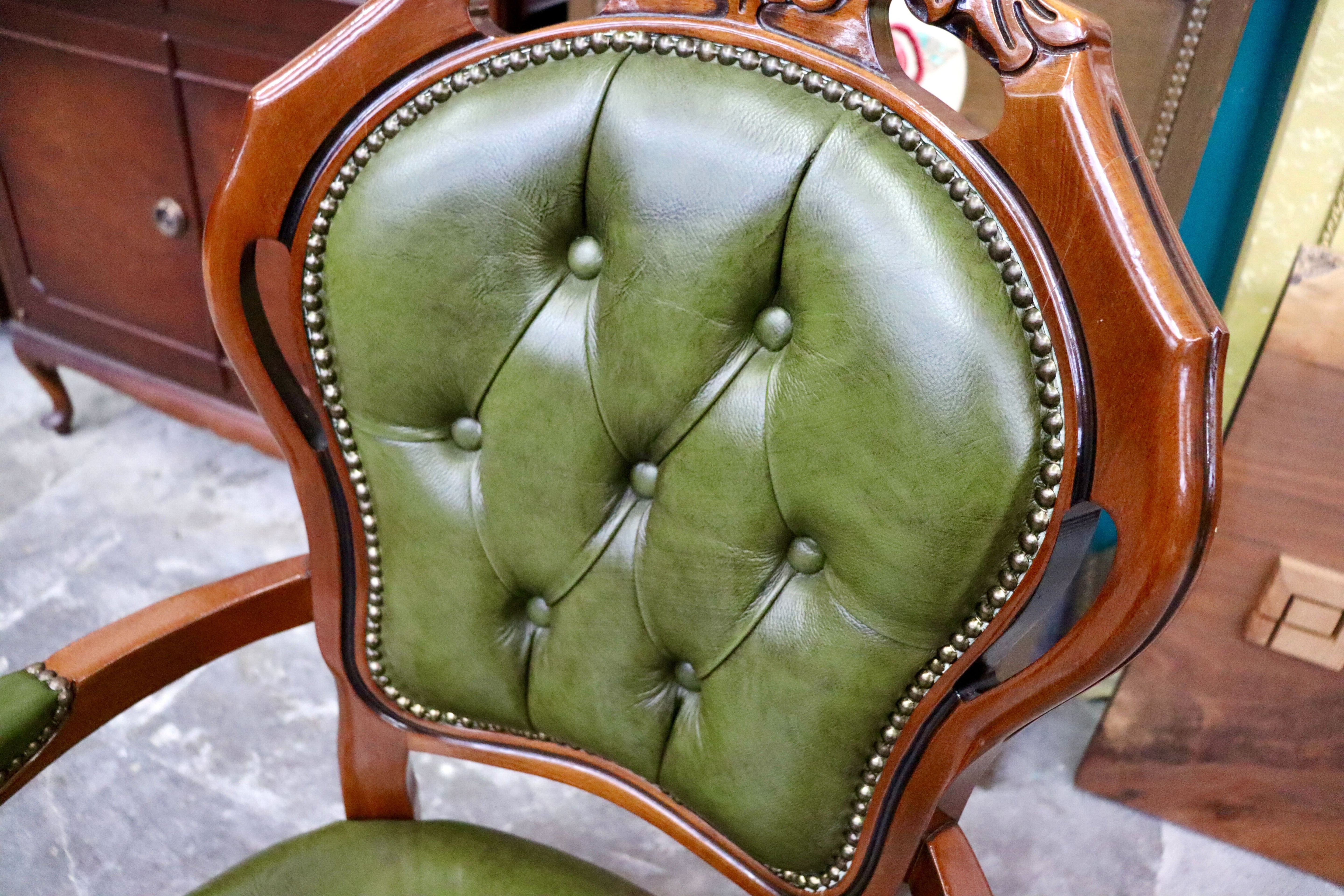 GMIS561S○イタリア ダイニングチェア 食卓椅子 アームチェア アンティーク 猫脚 彫刻 クラシック エレガント ヨーロピアン ロココ