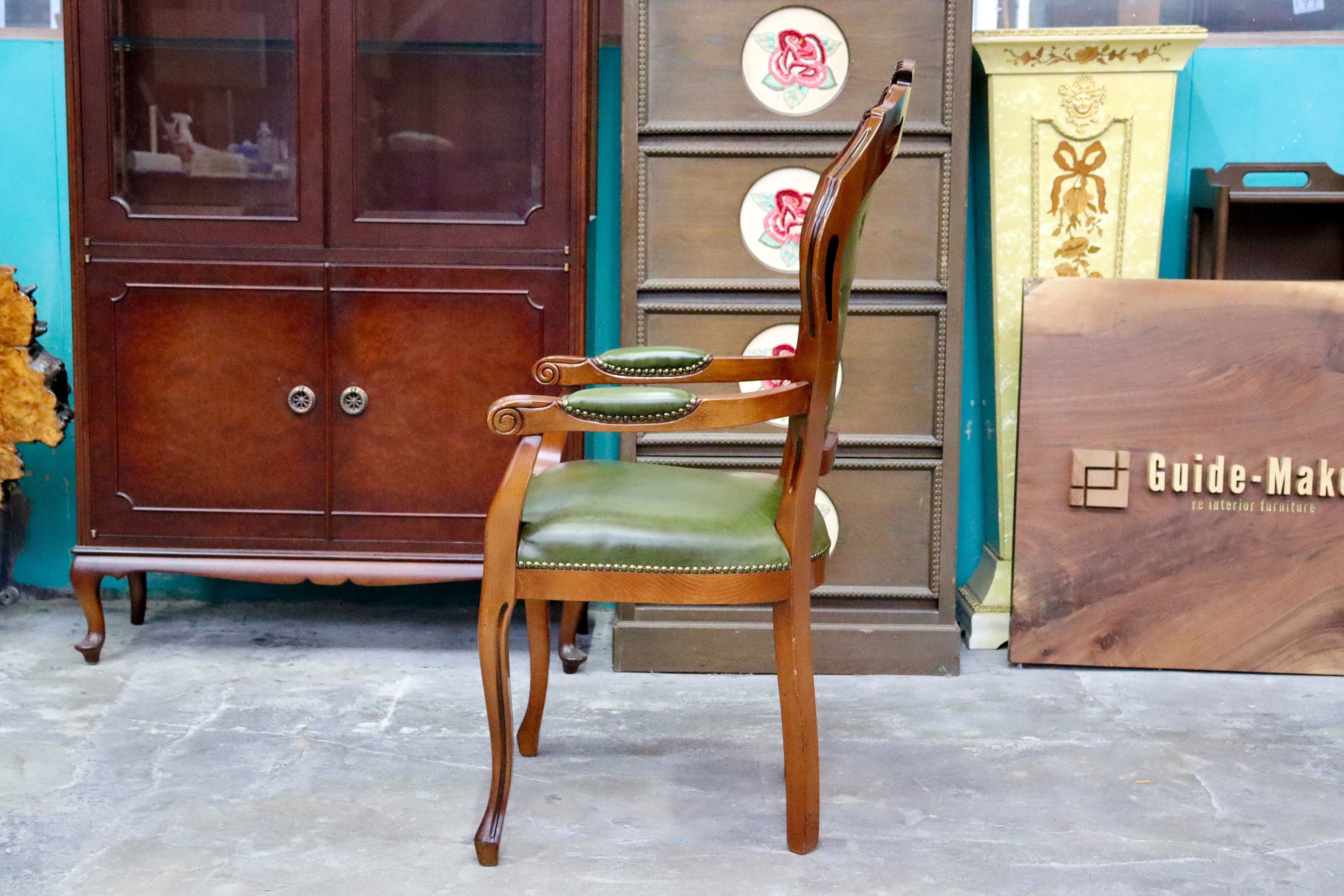 GMIS561T○イタリア ダイニングチェア 食卓椅子 アームチェア アンティーク 猫脚 彫刻 クラシック エレガント ヨーロピアン ロココ