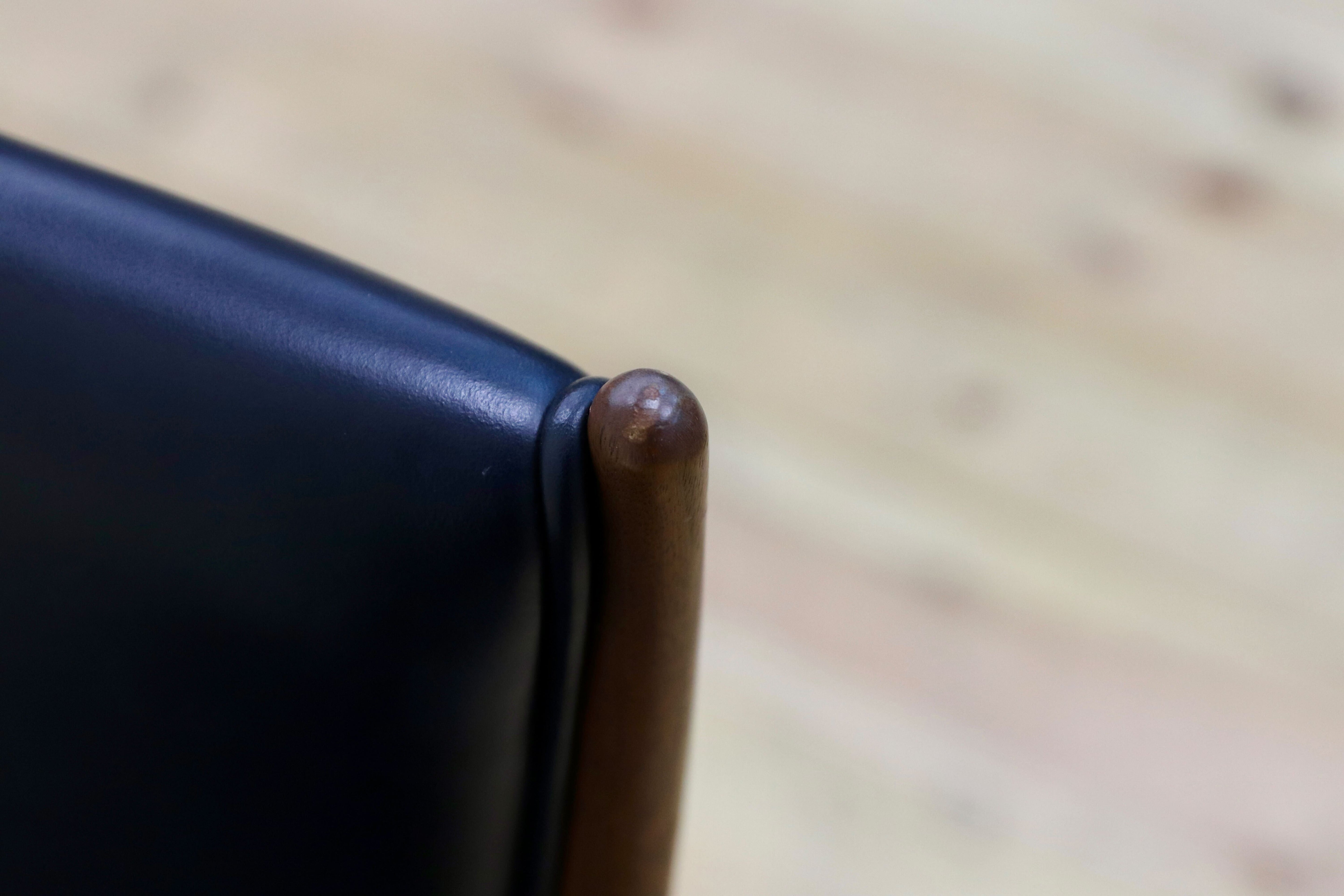 GMHK564A○匠工芸 / TAKUMI CREER dining high back chair クレール ウォールナット 本革 ダイニングチェア 定価約28.3万 展示品