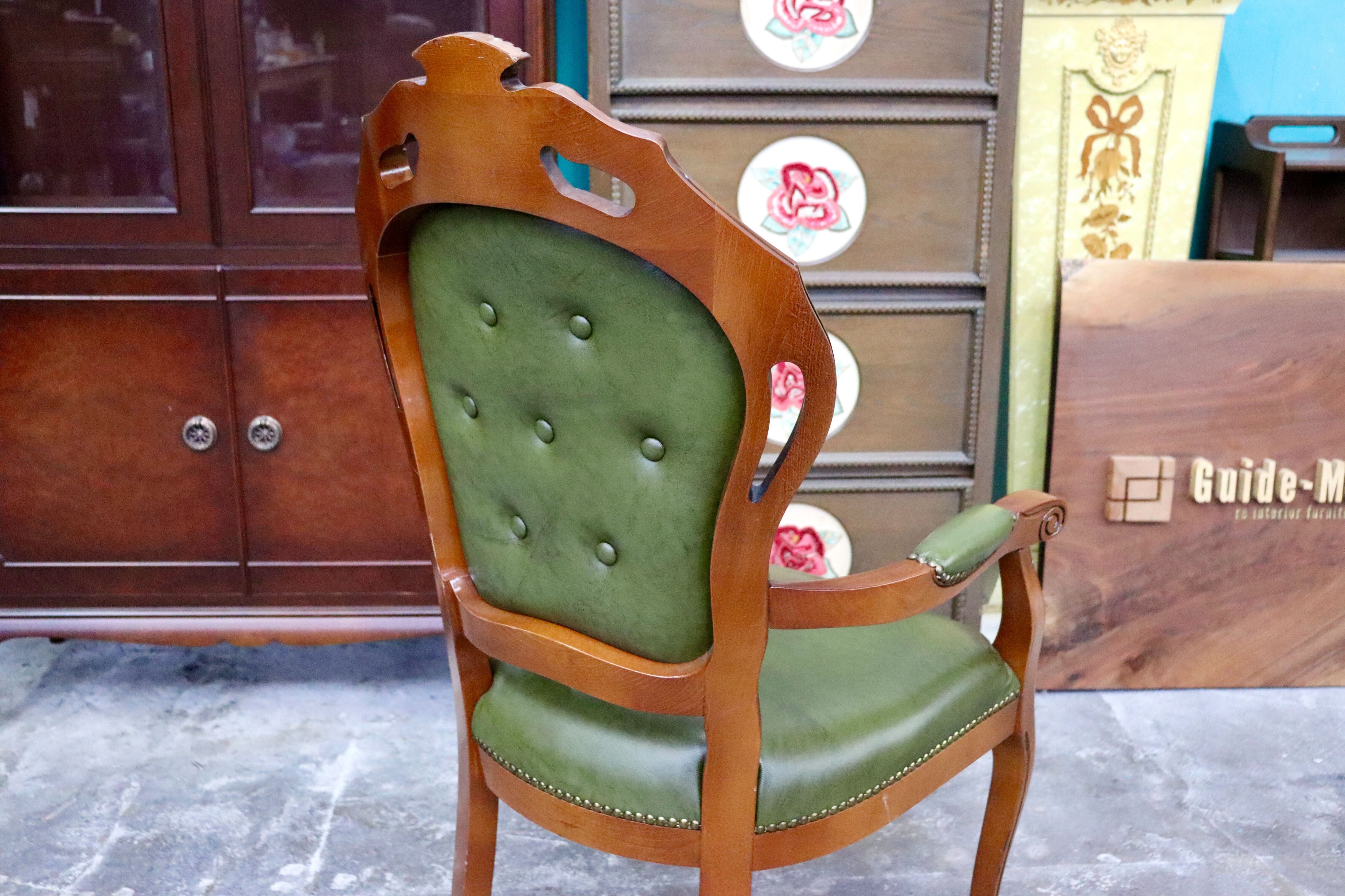 GMIS561T○イタリア ダイニングチェア 食卓椅子 アームチェア アンティーク 猫脚 彫刻 クラシック エレガント ヨーロピアン ロココ