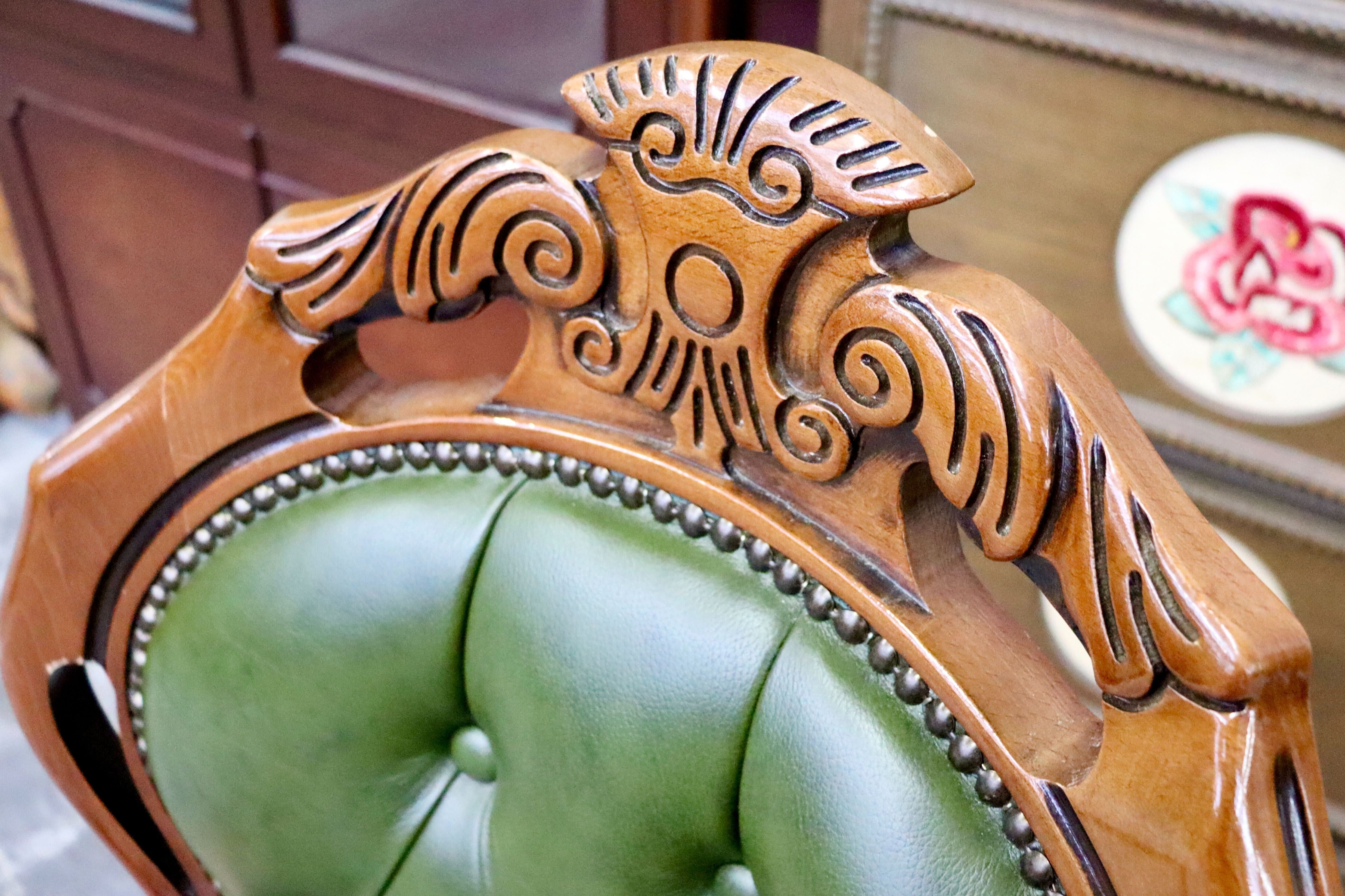 GMIS561U○イタリア ダイニングチェア 食卓椅子 アームチェア アンティーク 猫脚 彫刻 クラシック エレガント ヨーロピアン ロココ