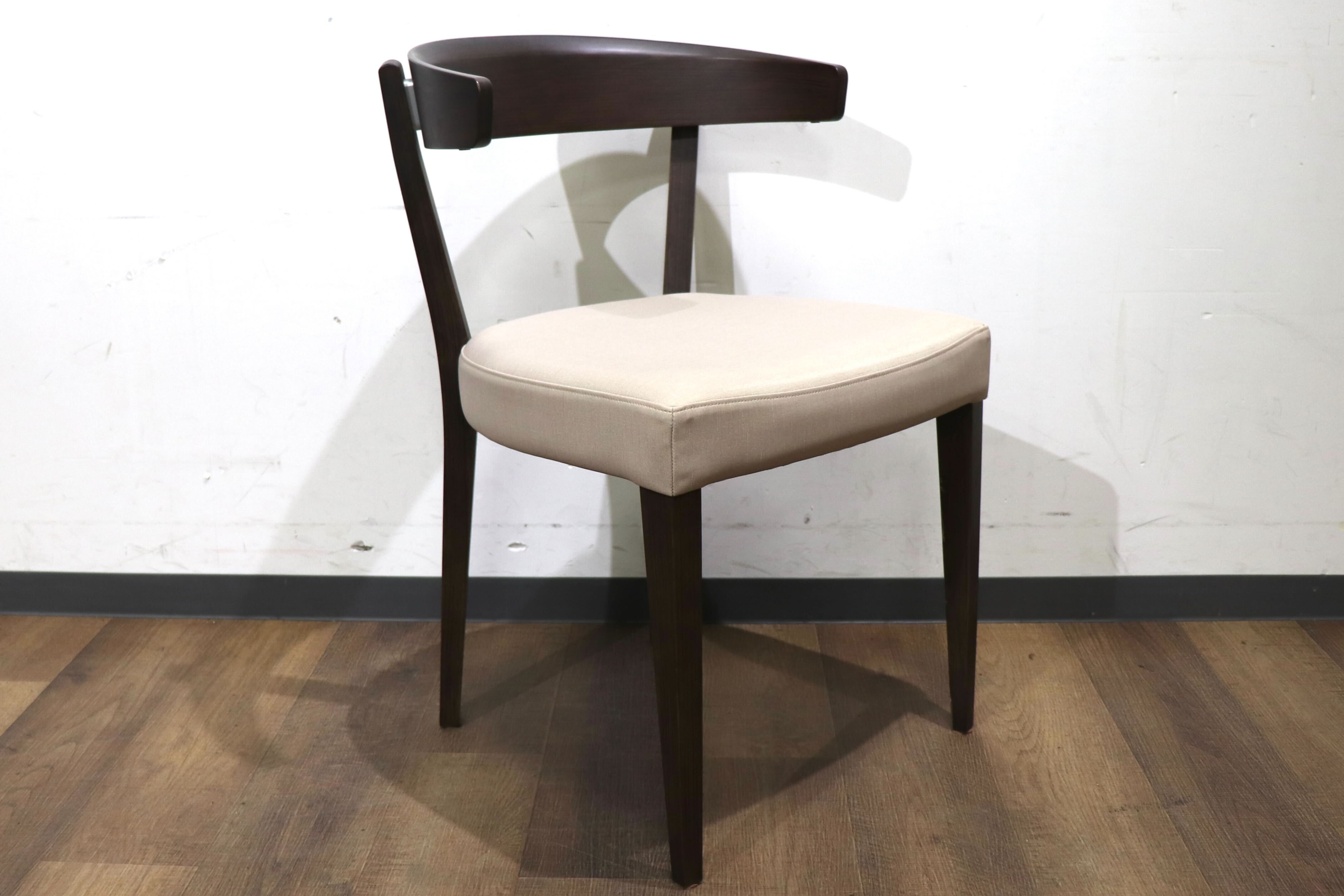 GMHN230F○karimoku / カリモク ダイニングチェア セミアームチェア 食卓椅子 椅子 ラバトリー材 合皮 マニエラ 国産家具 定価4.5万 展示品