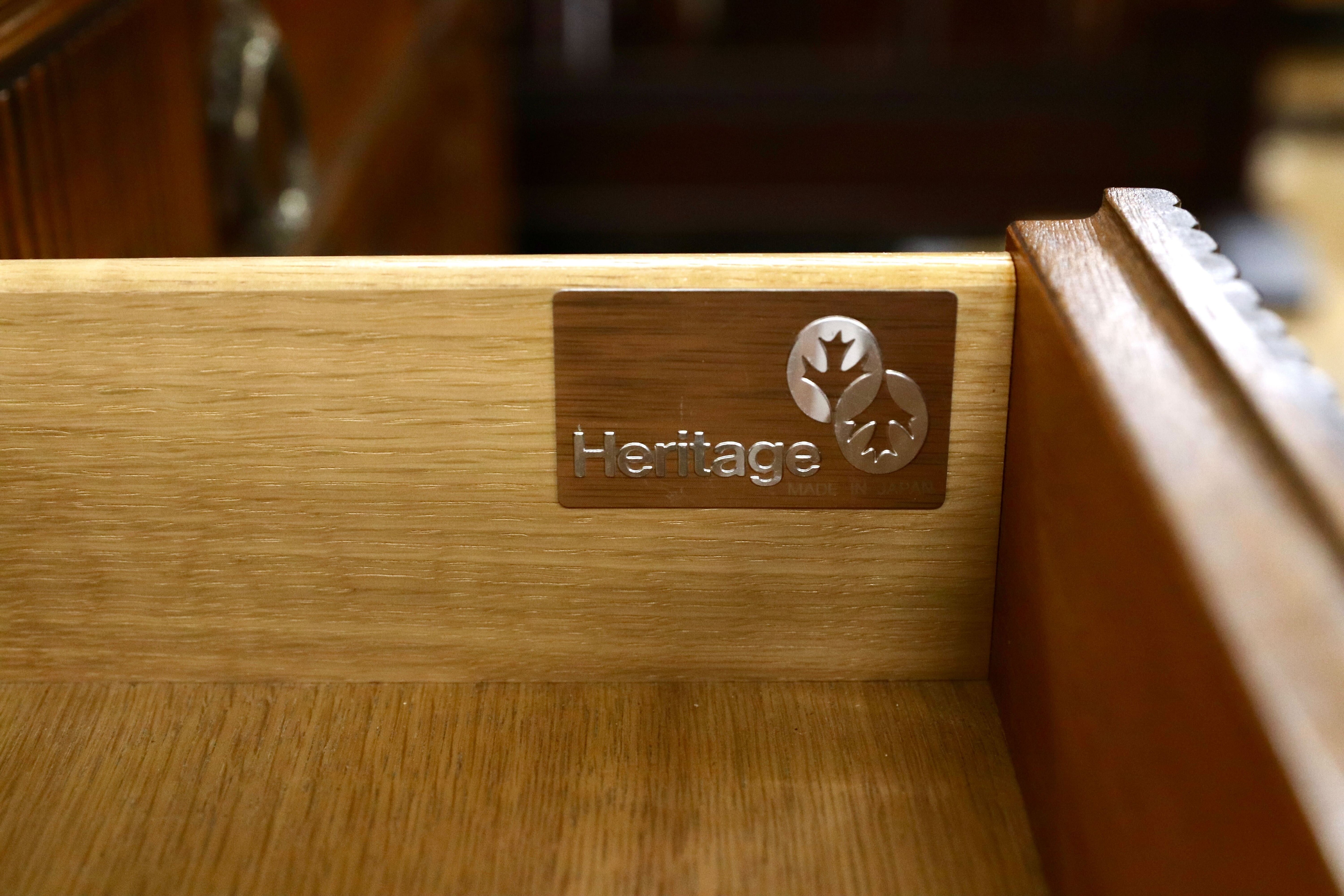 GMHK132○DREXEL HERITAGE / ドレクセルヘリテイジ Cameo Classics キャメオクラシック サイドボード リビングボード 約120万 稀少