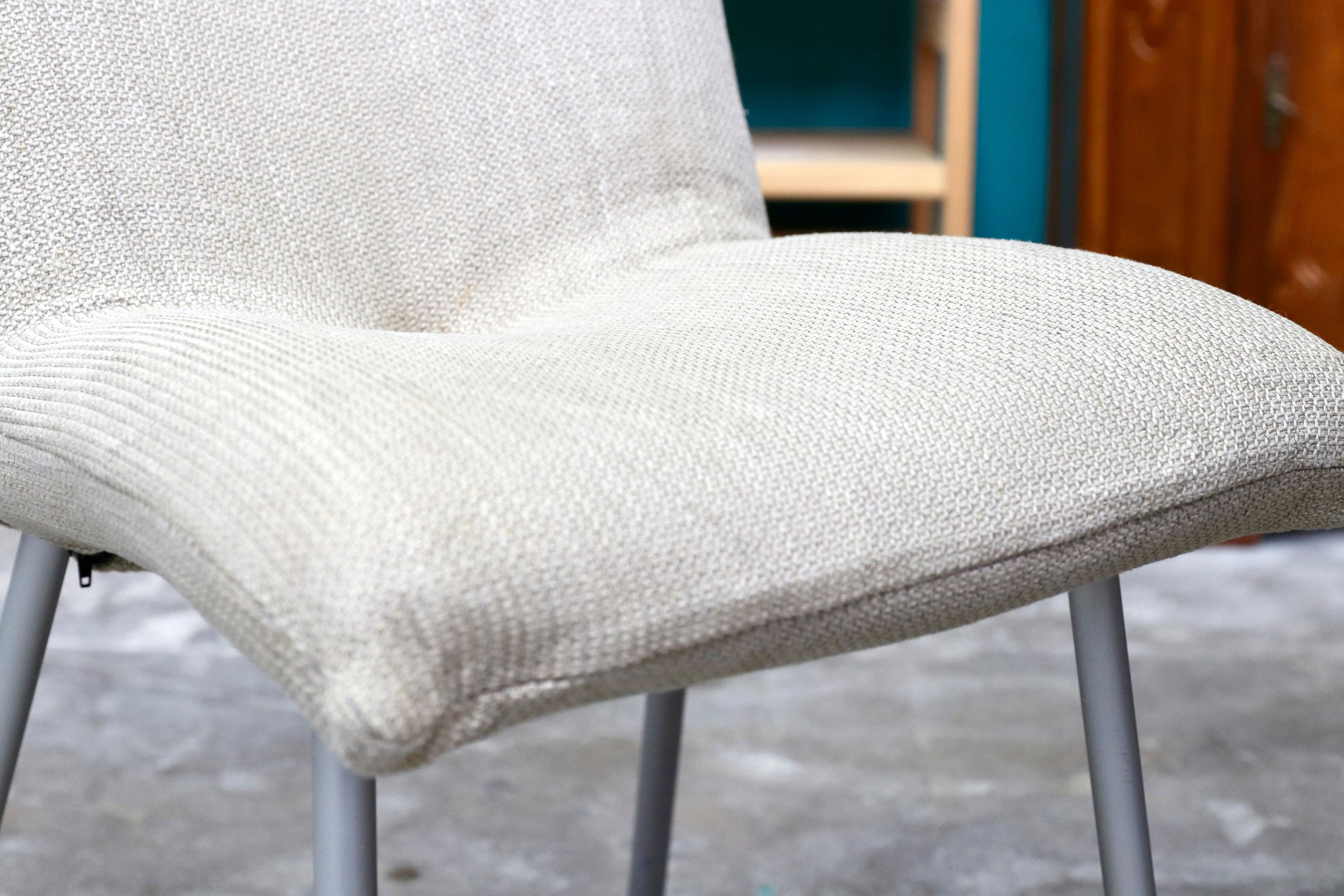 GMIH68A○ligne roset / リーンロゼ ROSETCalin steel leg カラン ダイニングチェア 椅子 定価約12.1万 ※訳あり