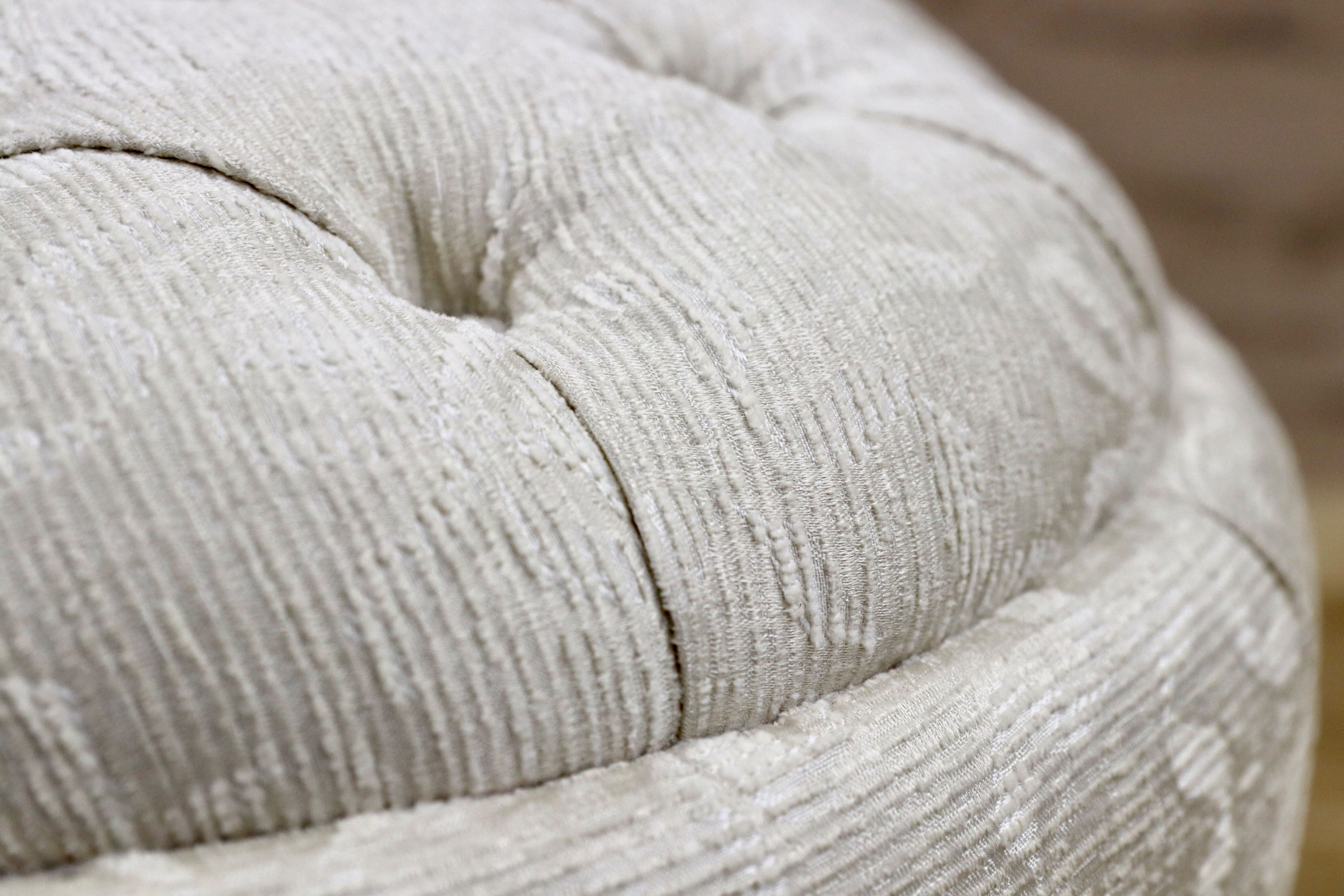 GMGH310○アピス六本木 VOLPI スツール 椅子 チェア ファブリック イタリア製 クラシック エレガント 最高級 約45万 展示品