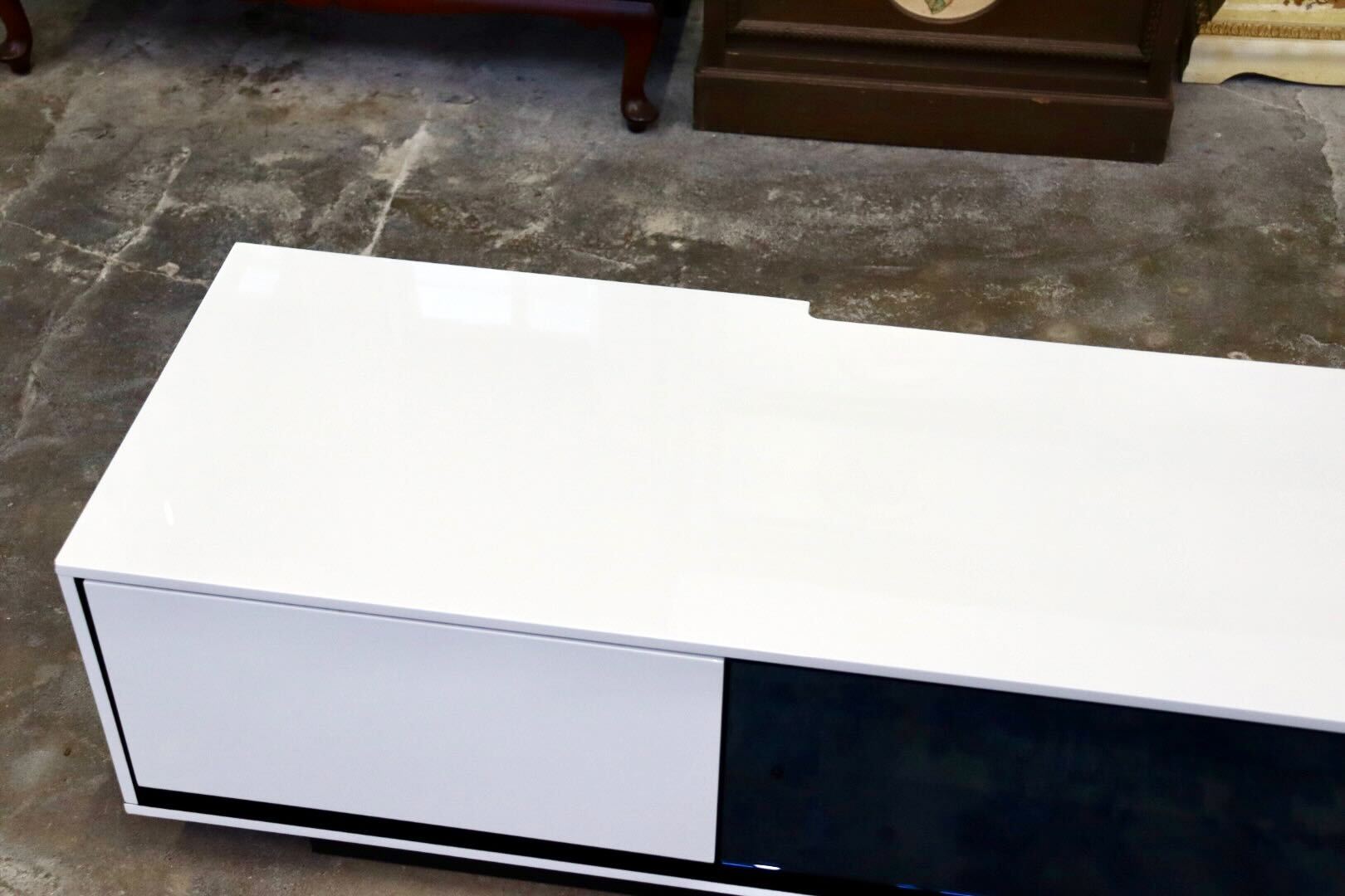 GMIS435A○シギヤマ家具 LIBERO リベロ TVボード AVボード ローボード リビング収納 スタイリッシュ モダン UV塗装 定価約8.6万 展示品