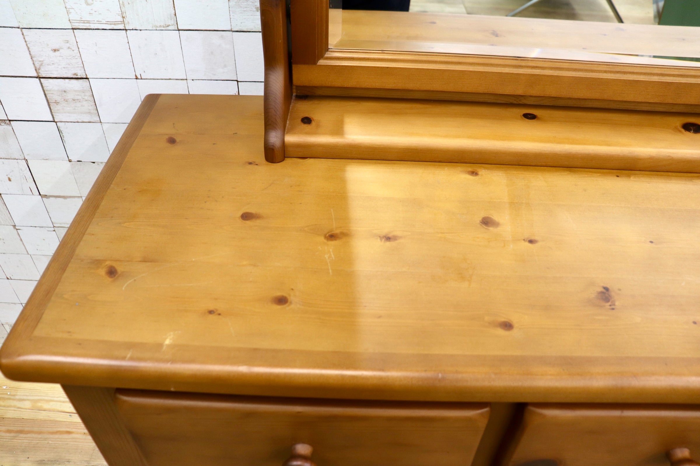 GMIH553〇コスガ / KOSUGAPROVENCE ドレッサー 化粧台 鏡台3段チェスト 整理タンス 収納家具 パイン材 カントリー 定価約23万