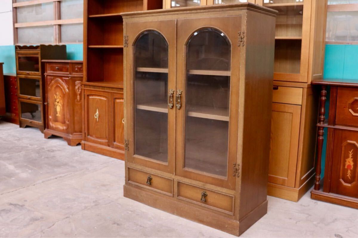 GMHK876○神戸洋家具 アンティーク キャビネット 本棚 飾り棚 食器棚 収納棚 書棚 古民家 クラシック