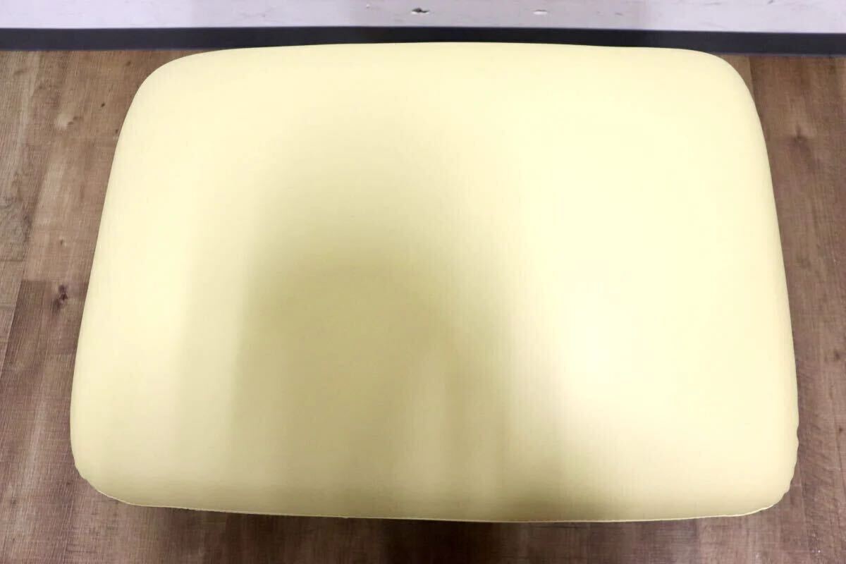 GMHN50B○関家具 スイート オットマン フットスツール 腰掛け スチールレッグ 合皮 ソフトレザー クリームイエロー モダン 展示品