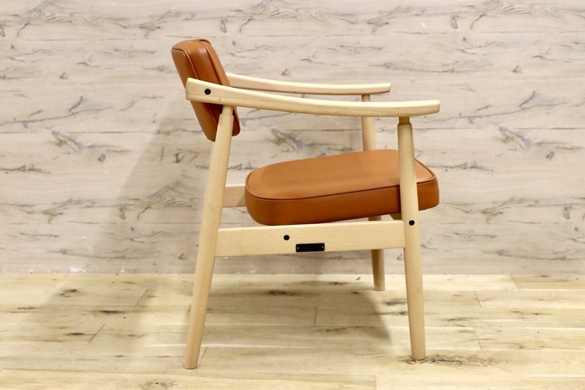GMIK661○カリモク60 Dチェア アームチェア ダイニングチェア 椅子 ビーチ材 約6.2万 展示品