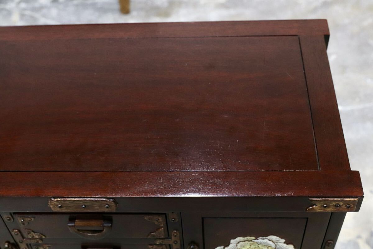 GMIS390A○唐木 花梨 鉄刀木 螺鈿細工 中国美術 最高級 車箪笥 ミニ箪笥 チェスト サイドボード アンティーク 小物入れ