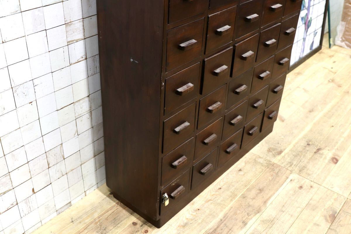 GMIS546○アジアン ハイチェスト 壁面収納家具 アンティーク 古木 50杯 店舗什器 キャビネット レトロ 箪笥 小箪笥 和家具