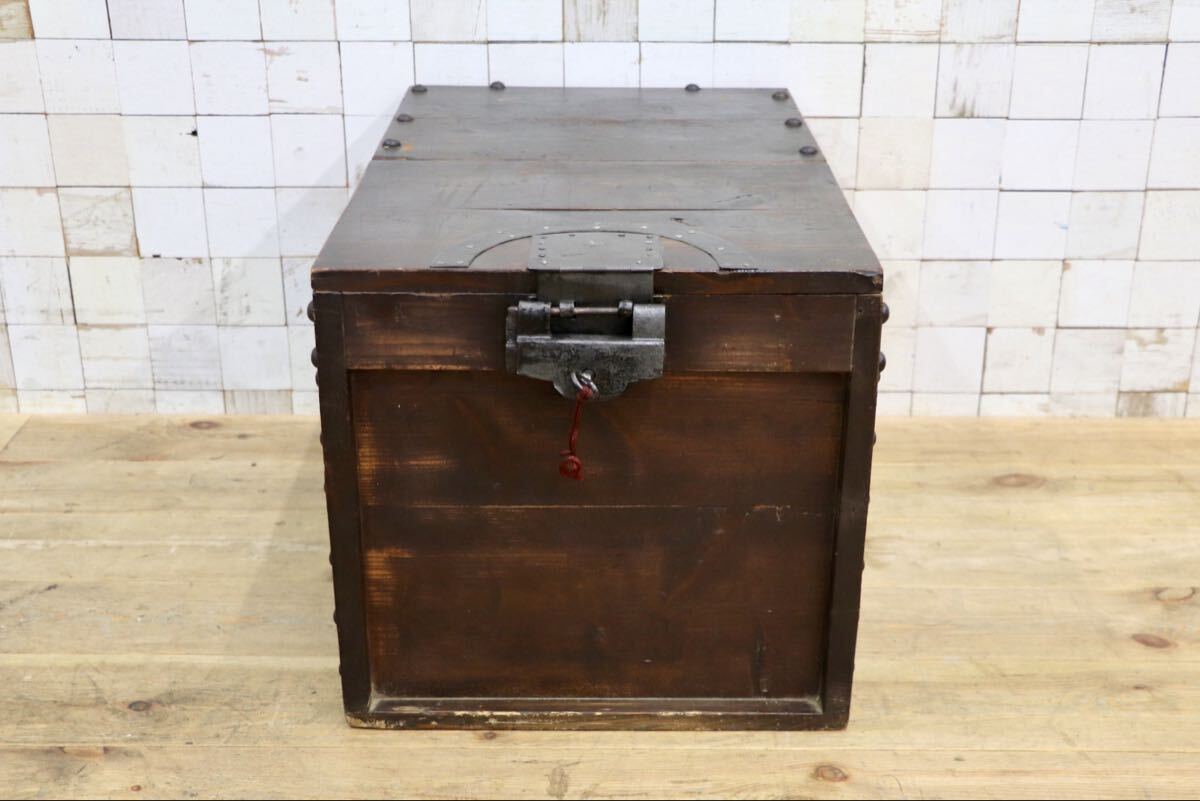 GMJS361F〇 木箱 古道具 木製収納箱 鋲打ち 収納ボックス 時代物 和家具 レトロ アンティーク