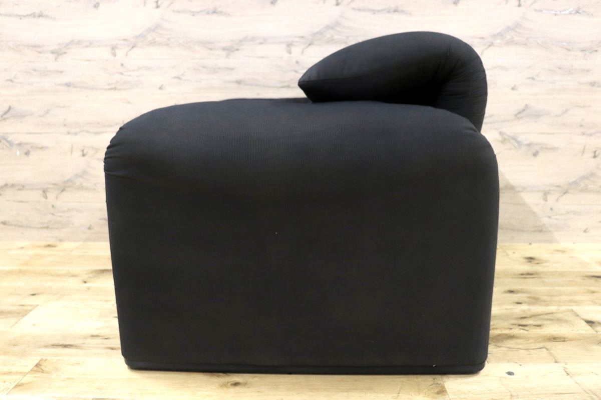 GMFK588A○Cassina / カッシーナ 675 MARALUNGA マラルンガ 1人掛けソファ ファブリック ヴィコ・マジストレッティ 定価約90万 美品