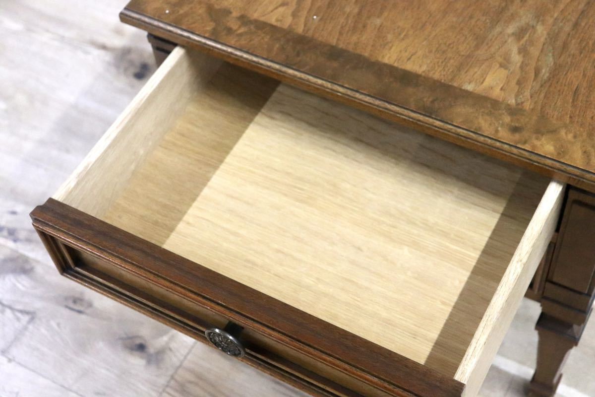 GMFS409A○DREXEL HERITAGE / ドレクセルヘリテイジ フランチェスカ ナイトテーブル エンドテーブル サイドテーブル 花台 定価約28万 希少