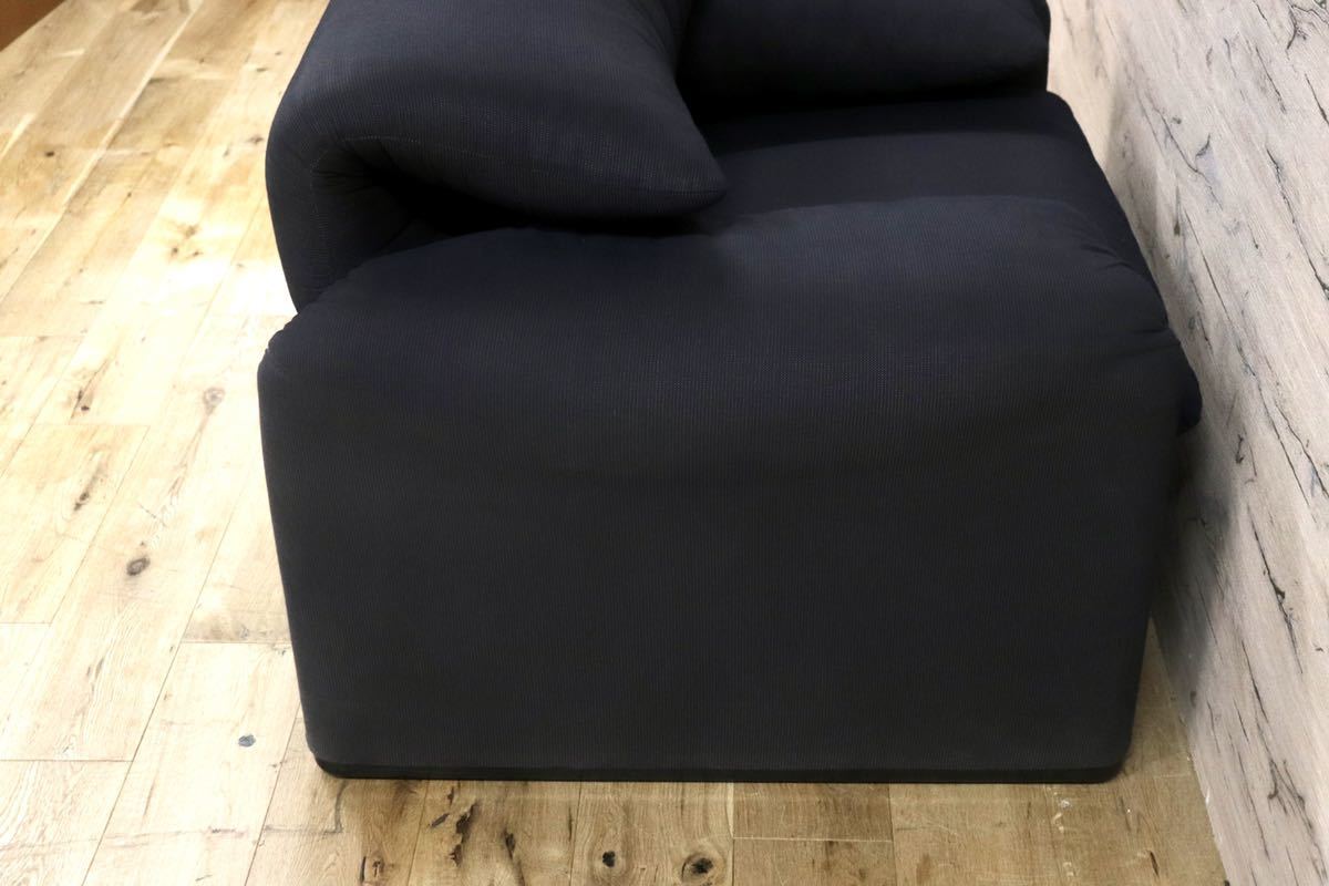 GMFK588A○Cassina / カッシーナ 675 MARALUNGA マラルンガ 1人掛けソファ ファブリック ヴィコ・マジストレッティ 定価約90万 美品