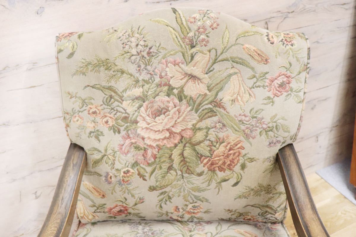 GMFS412D○神戸家具 ダイニングチェア アームチェア 椅子 クラシック ヴィンテージ 洋家具 鋲打 オーク材 ファブリック