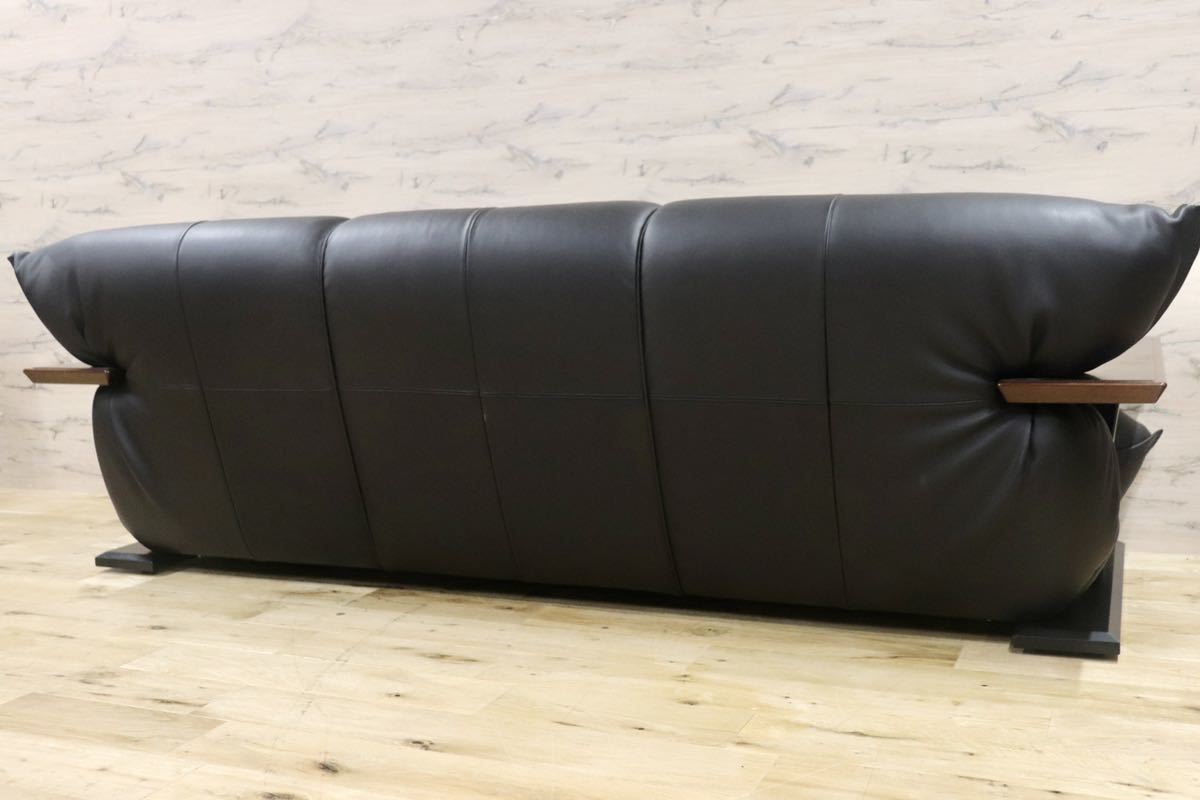 GMGN27○モリシゲ / MORISHIGE Gアーク 3人掛けソファ トリプルソファ 総革 IDC大塚家具 黒 長椅子 定価約64万 展示品