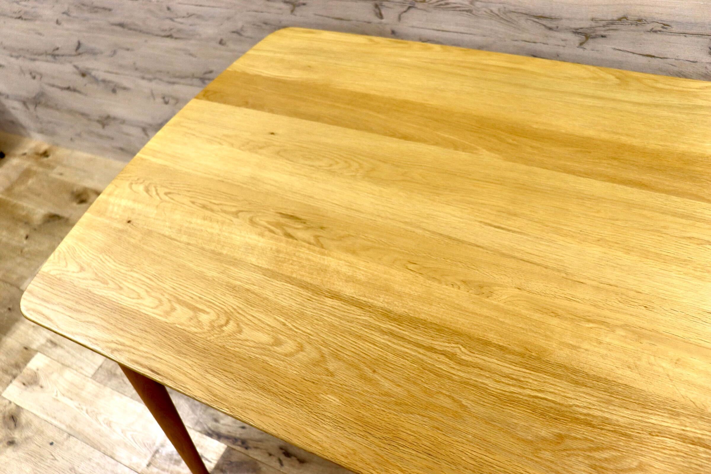 GMGN35○IDC大塚家具 CINEMA シネマ ダイニングテーブル 食卓テーブル 作業台 レッドオーク材 無垢 北欧スタイル 定価約6.4万 展示品