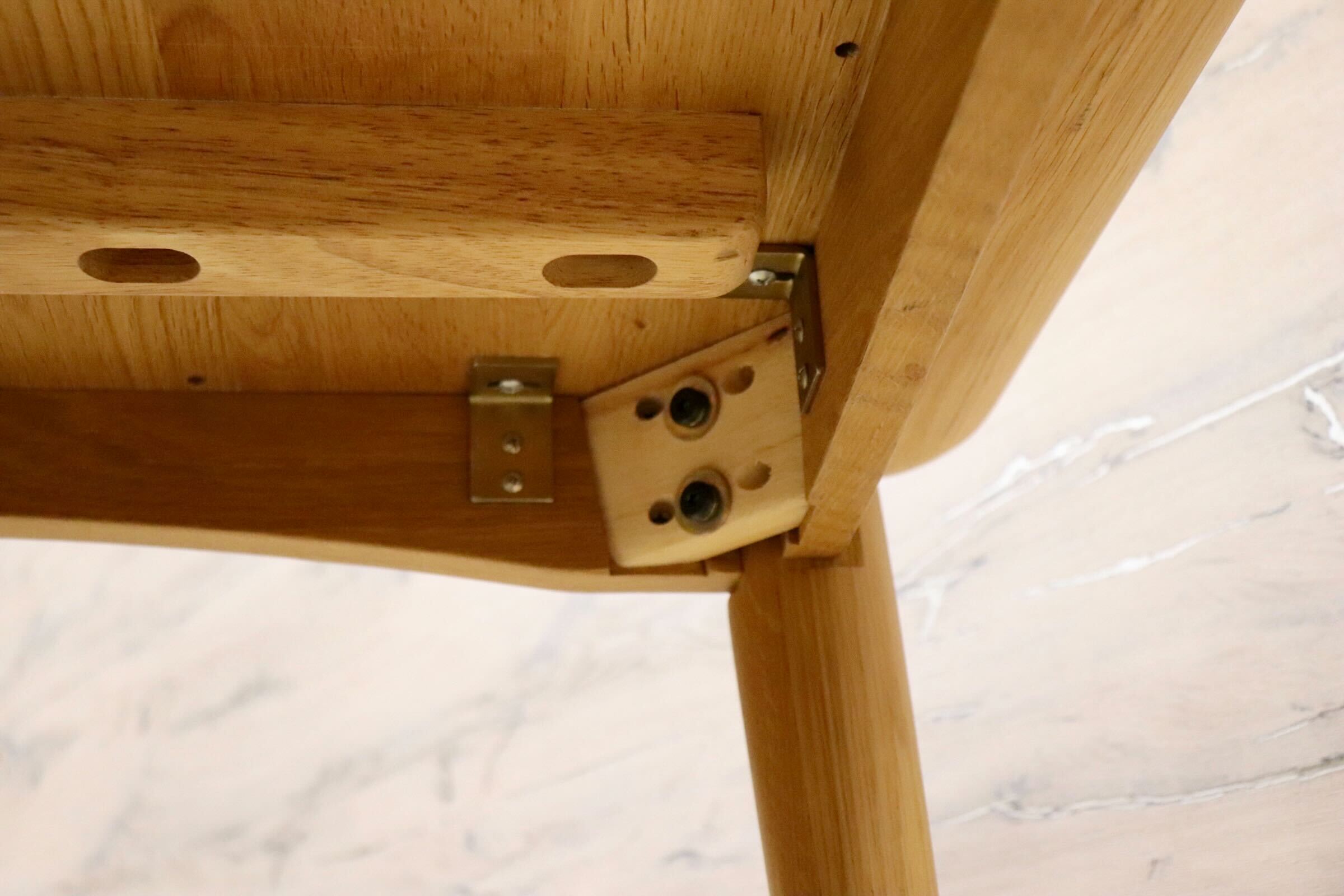 GMGN35○IDC大塚家具 CINEMA シネマ ダイニングテーブル 食卓テーブル 作業台 レッドオーク材 無垢 北欧スタイル 定価約6.4万 展示品