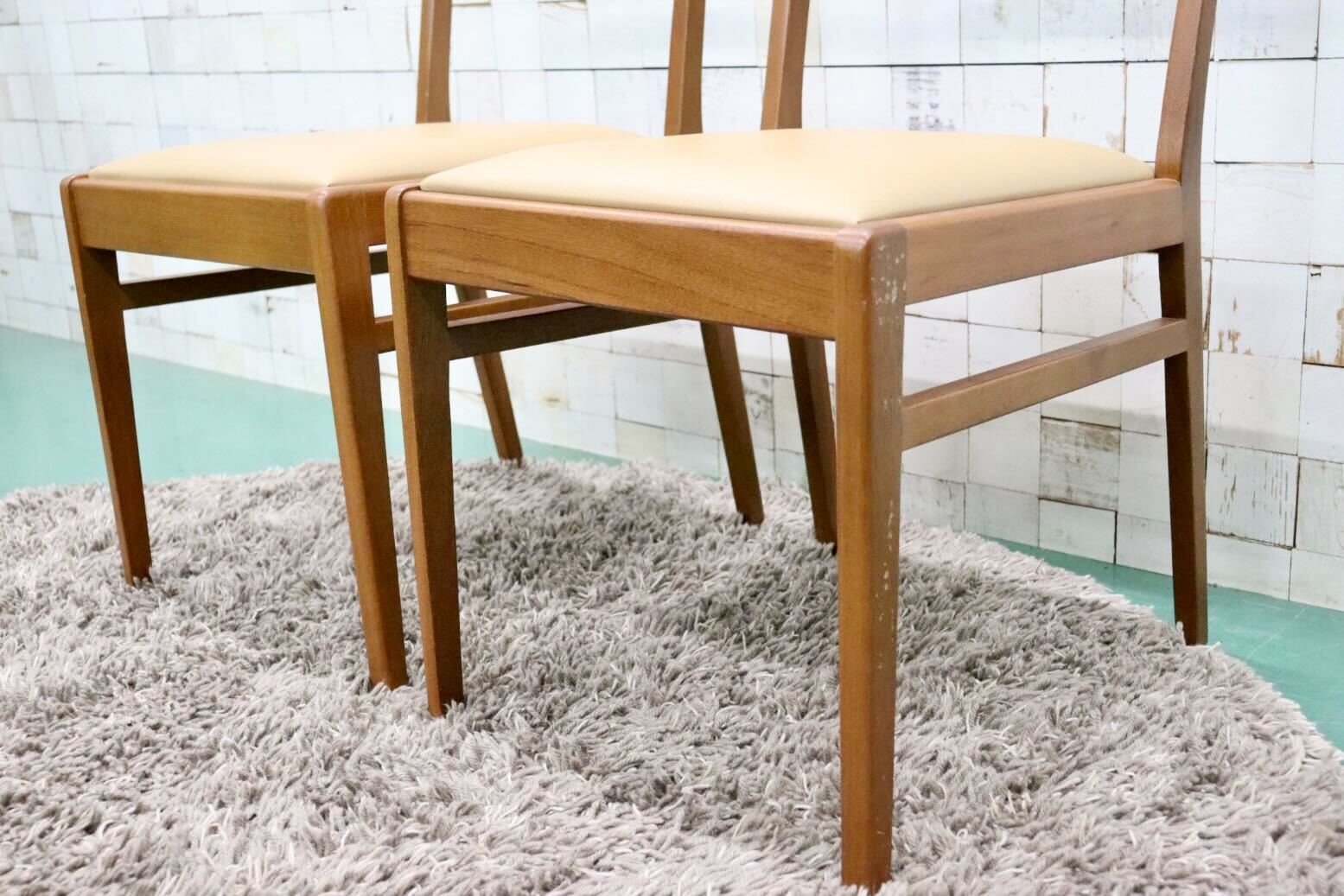 GMFF98B○朝日木材加工 BOSCO ボスコ ダイニングチェア アームレスチェア 椅子 2脚セット ニヤトー材 合皮 ベージュ ACTUS 北欧スタイル