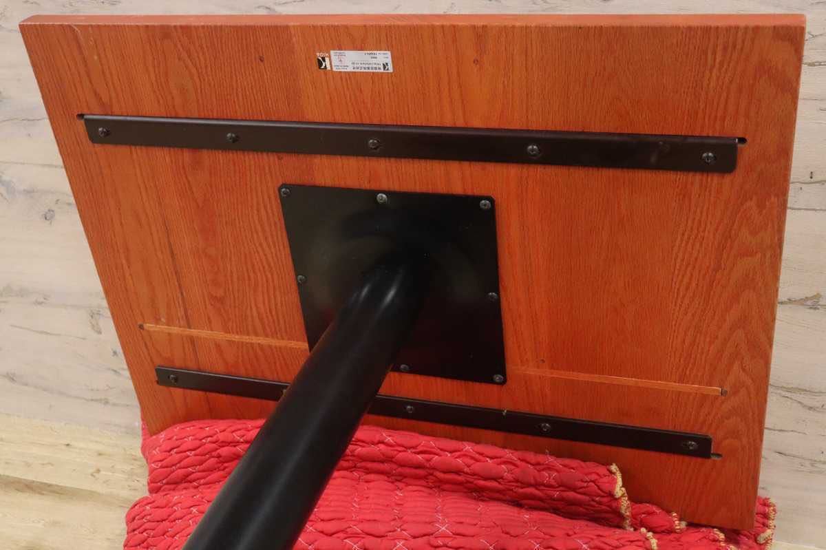 GMFH237Q○飛騨産業 / HIDA キツツキ 9981 ダイニングテーブル カフェテーブル 楢材 無垢 インダストリアル 店舗什器 カフェ 飛騨家具