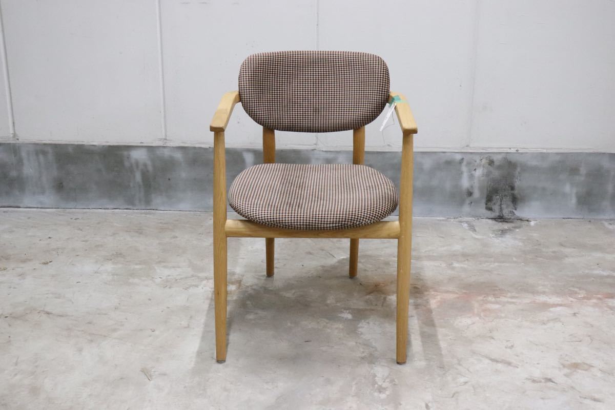 GMCT83○ CORIGGE MARKET ○ イース ダイニングチェア オーク材 アームチェア モダン 北欧スタイル gmct83