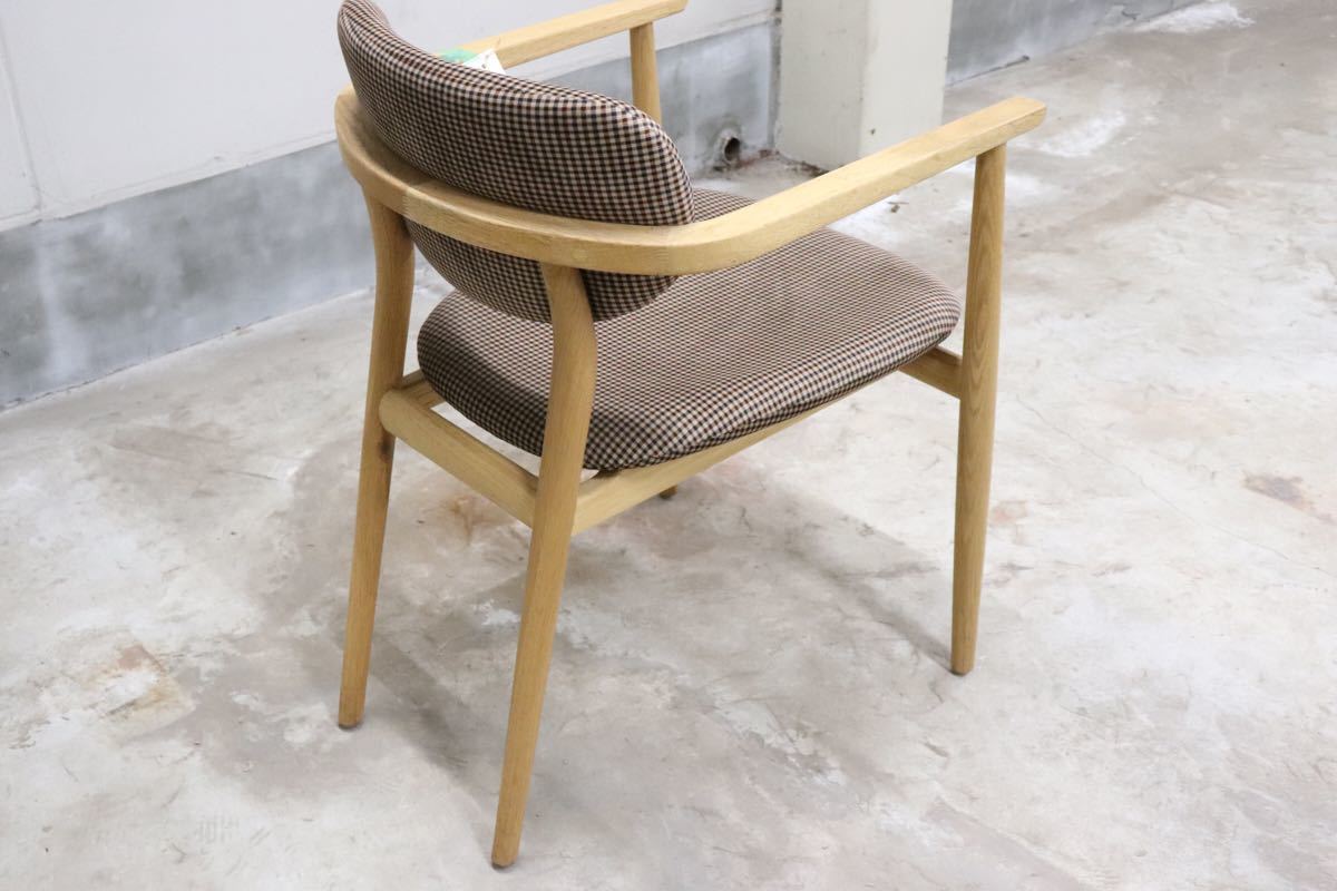 GMCT83○ CORIGGE MARKET ○ イース ダイニングチェア オーク材 アームチェア モダン 北欧スタイル gmct83