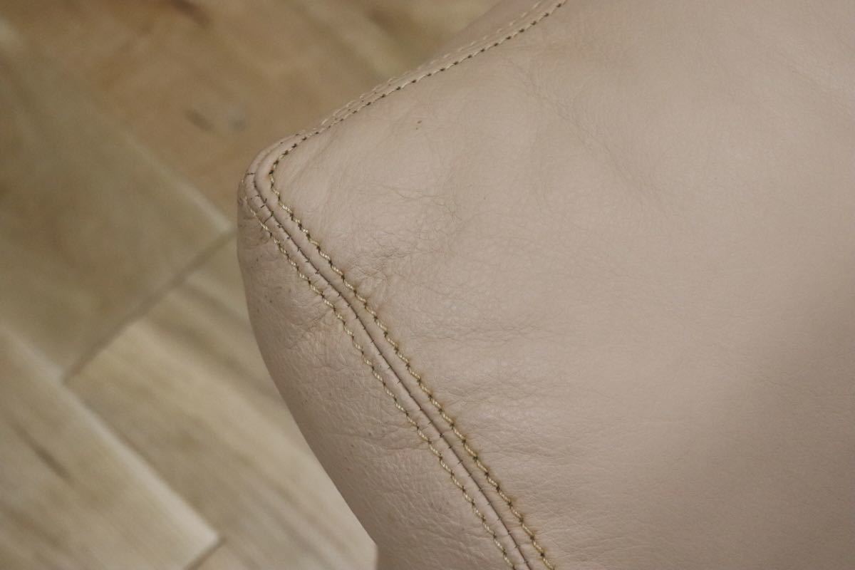 gmch217B ○ 希少 ARTIFEX AUSTRALIA Camille chair 総革 デザイナーズ ソファ 高級 シングルソファ 本革 ビンテージ チェア リビング