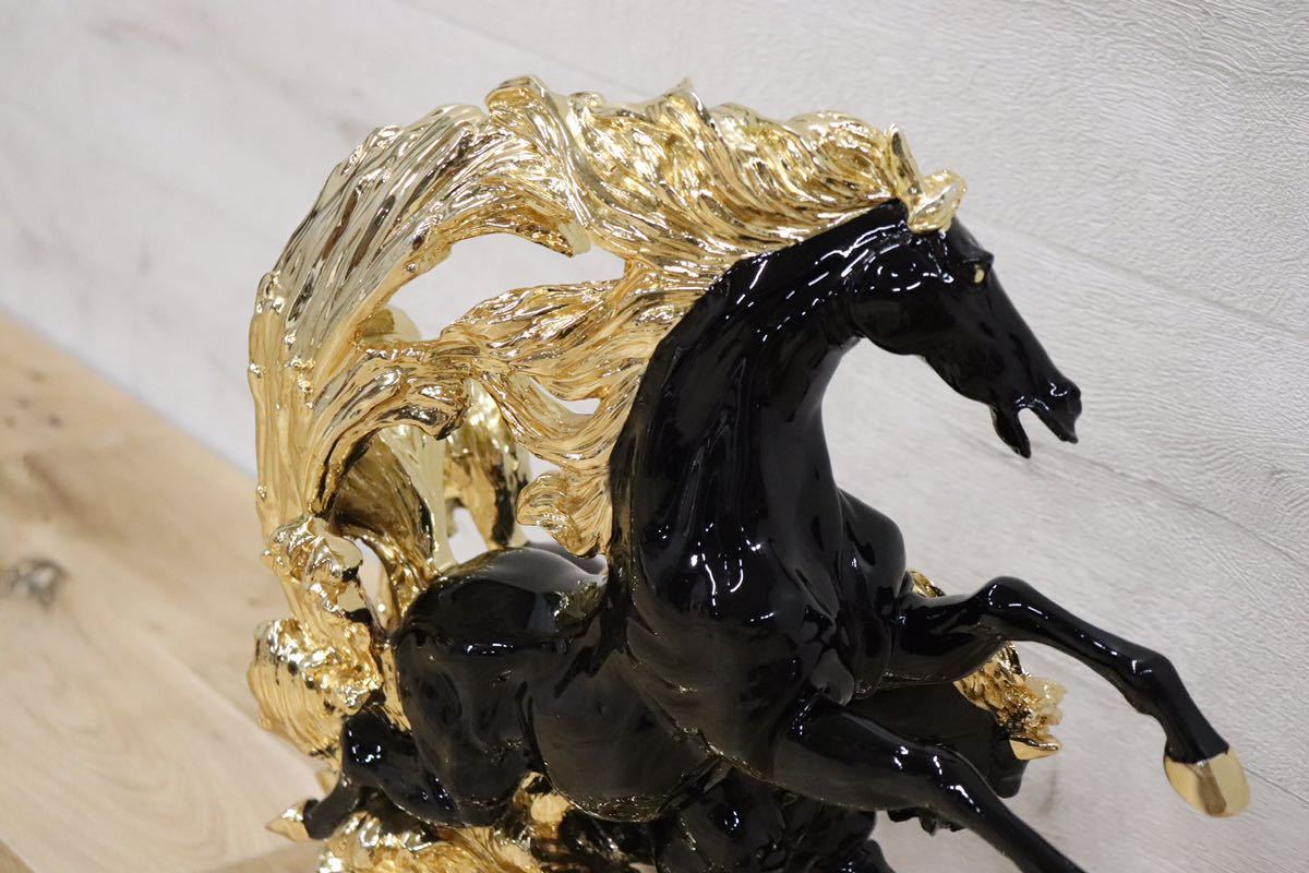 GMDTM31B ○ 飯田商事 iida 置物 馬 樹脂製 ブラック&金色 インテリア オブジェ 輸入雑貨