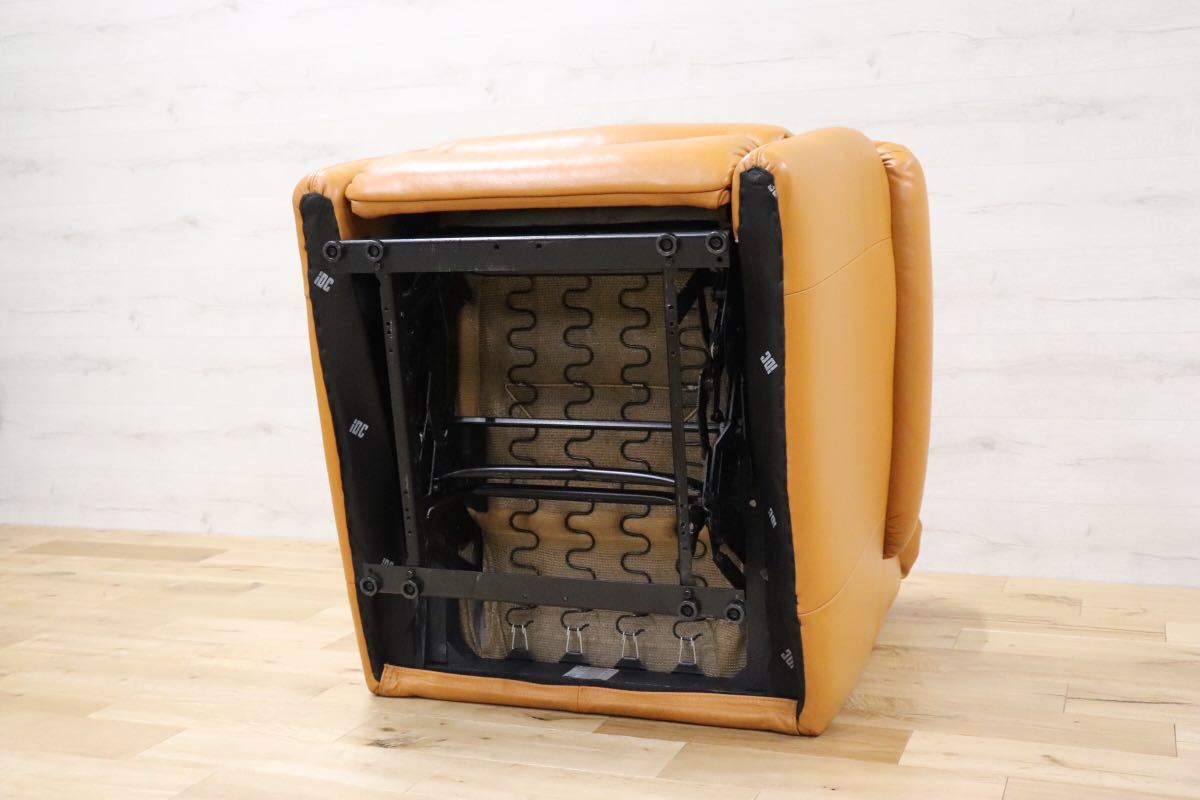 GMDNS157○ IDC大塚家具 シングルソファ 本革 オレンジ 安楽椅子 1人掛けソファ パーソナルチェア 高級 モダン リクライニング 展示品