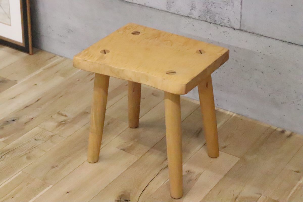 GMDH206I○ アトリエ木馬 / ATELIER MOKUBA 栃無垢材 橡 スツール 椅子 花台 飾り台 北欧スタイル