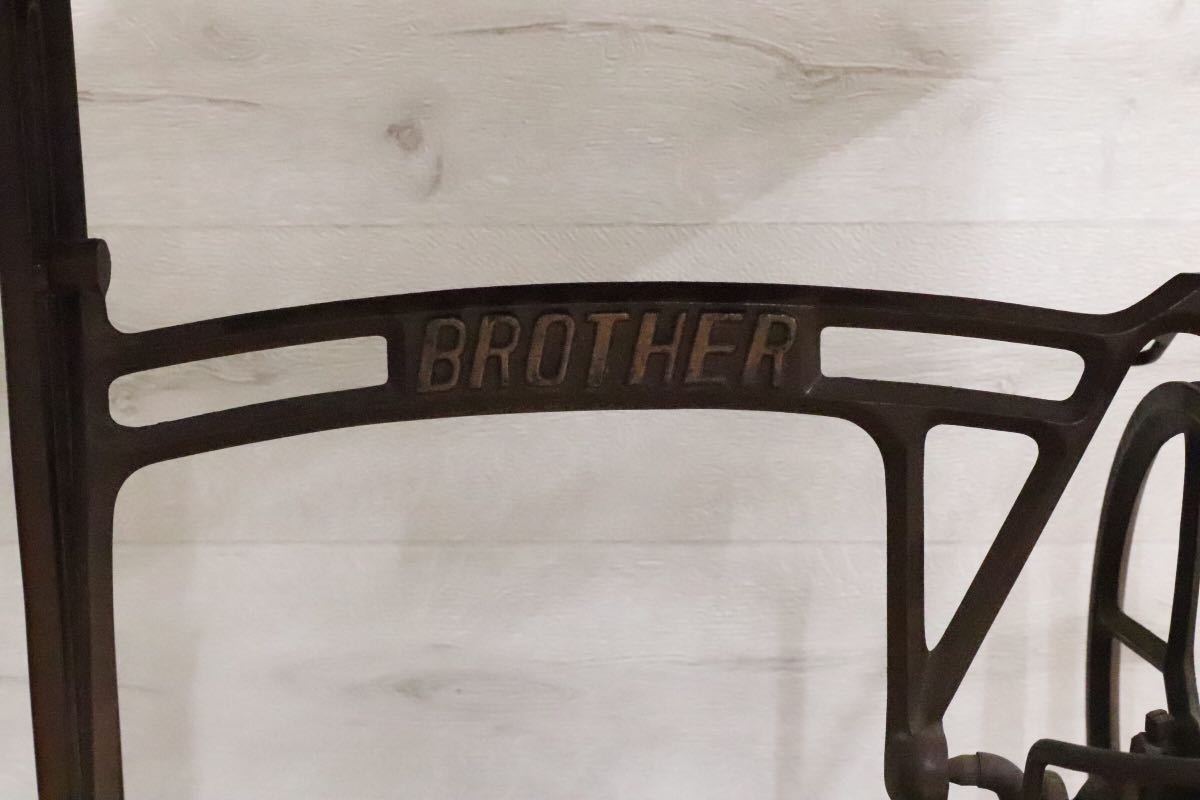 GMDN192○ アンティーク シンガー ドレッサー リメイク家具 ウォールナット ビンテージ BROTHER ブラザー 店舗 ディスプレイ