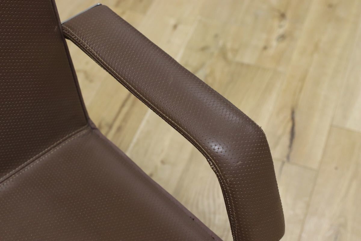 GMEK259A○Saporiti Italia / サポリティ イタリア 回転式 レザーチェア 高級 モダン 希少 ヴィンテージ 椅子 アームチェア