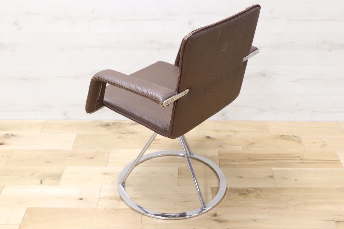 GMEK259A○Saporiti Italia / サポリティ イタリア 回転式 レザーチェア 高級 モダン 希少 ヴィンテージ 椅子 アームチェア