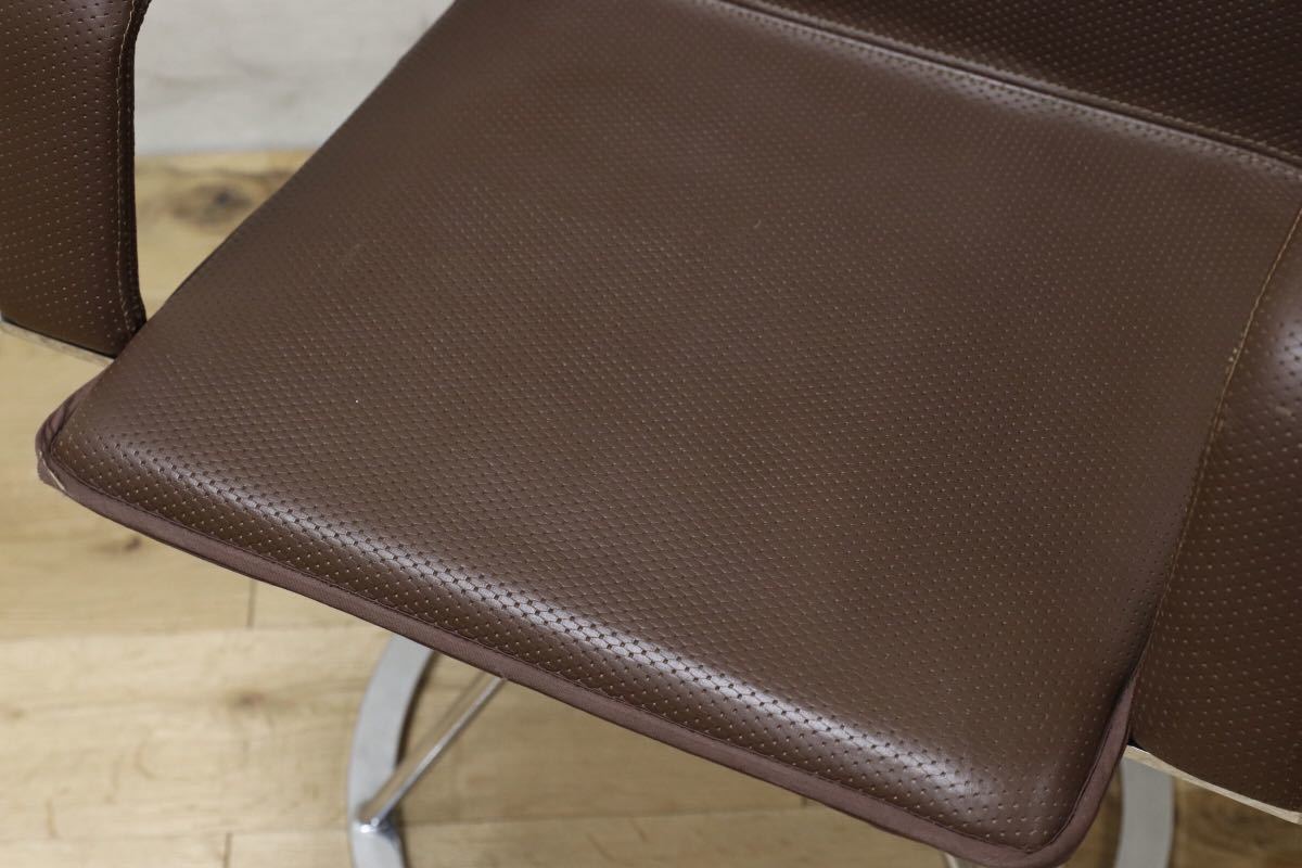 GMEK259A○Saporiti Italia / サポリティ イタリア 回転式 レザーチェア 高級 モダン 希少 ヴィンテージ 椅子 アームチェア