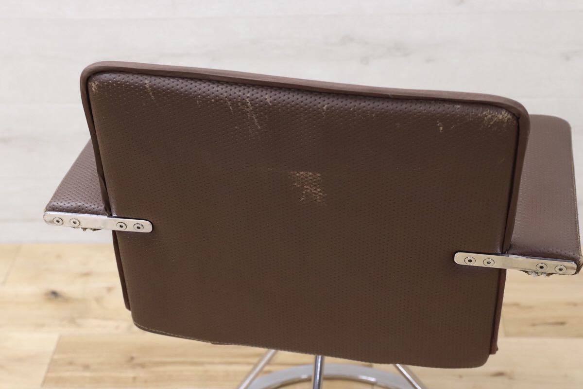 GMEK259D○Saporiti Italia / サポリティ イタリア 回転式 レザーチェア 高級 モダン 希少 ヴィンテージ 椅子 アームチェア